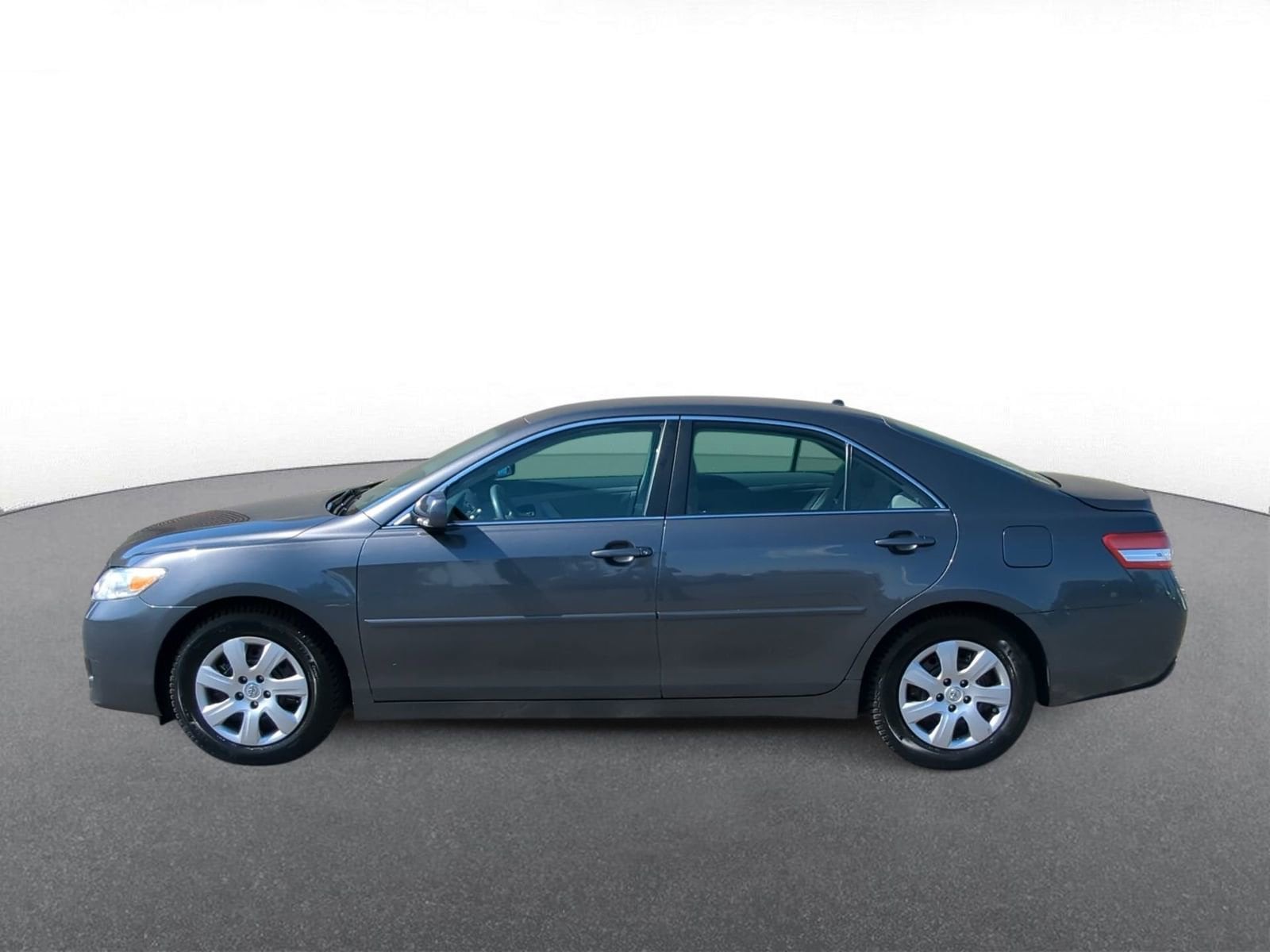 Thumbnail: 2010 Toyota Camry - 5