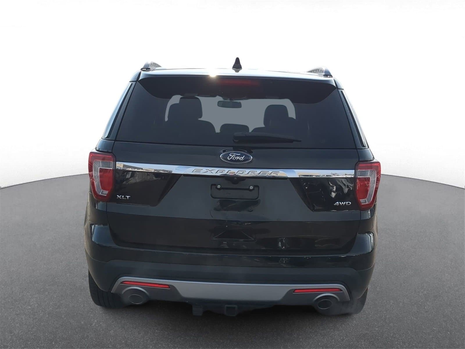 Thumbnail: 2017 Ford Explorer - 7