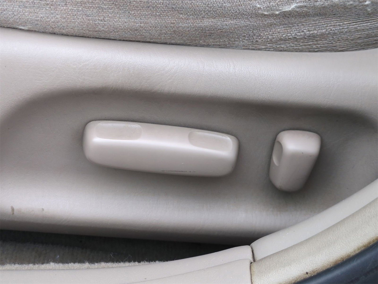 Thumbnail: 2003 Toyota Camry - 17