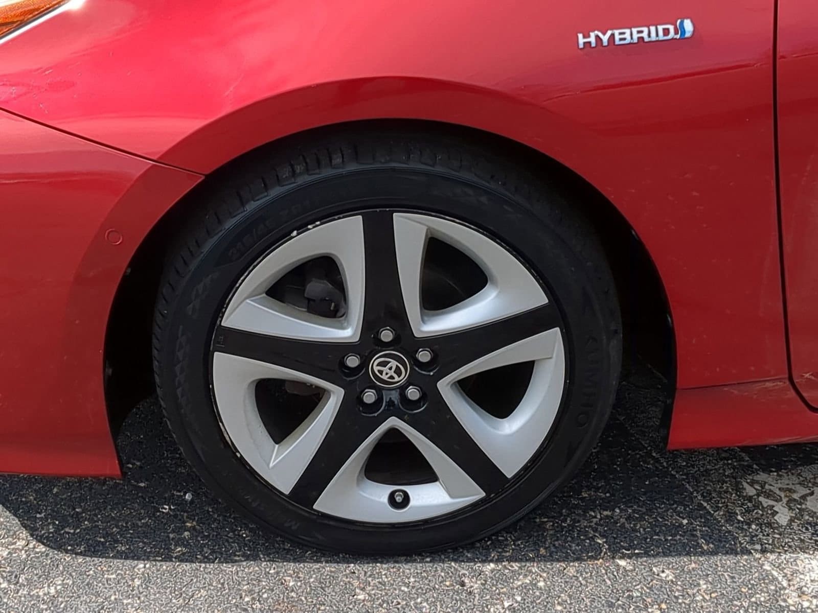 Thumbnail: 2017 Toyota Prius - 14