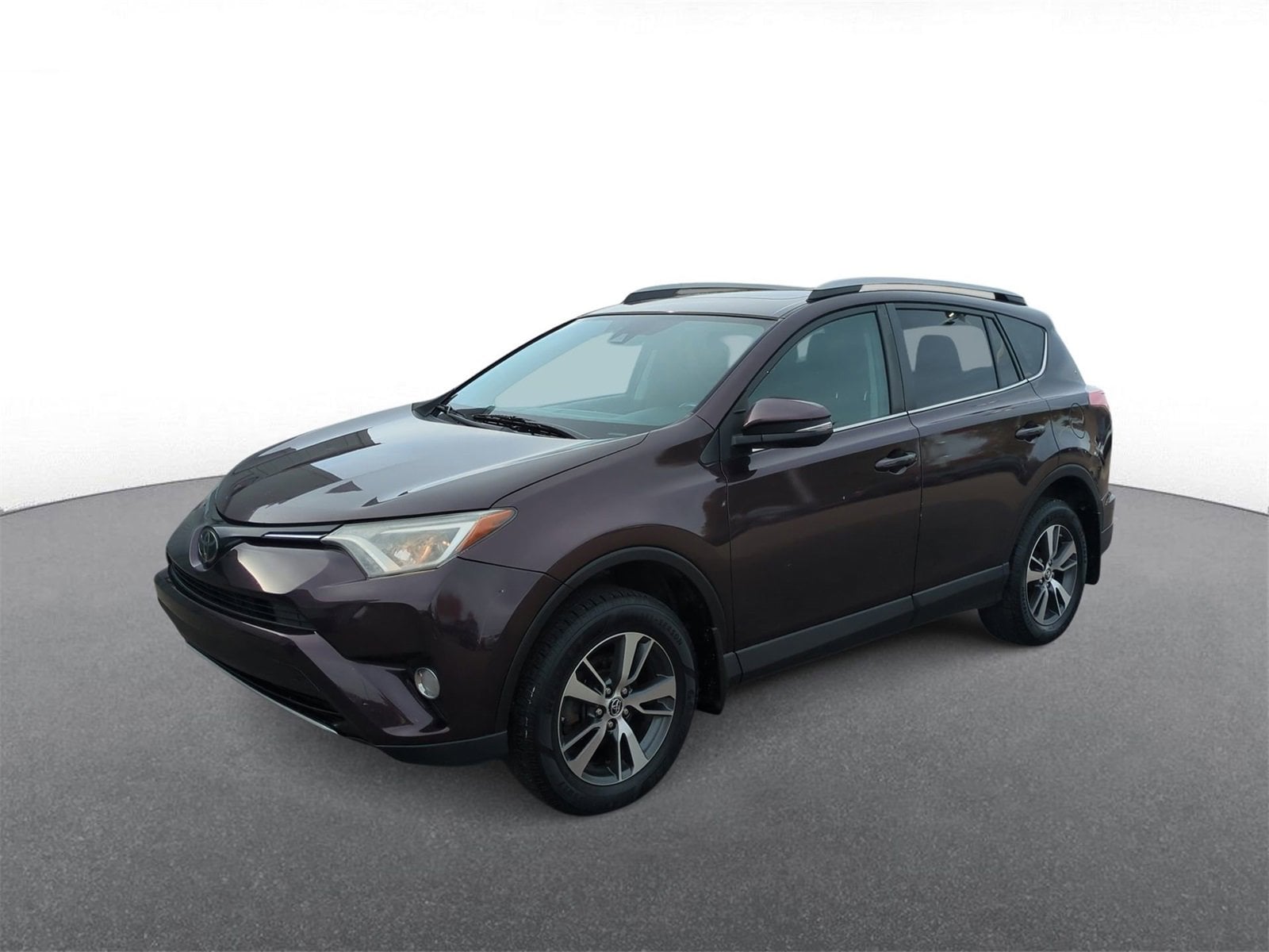 Thumbnail: 2018 Toyota RAV4 - 4