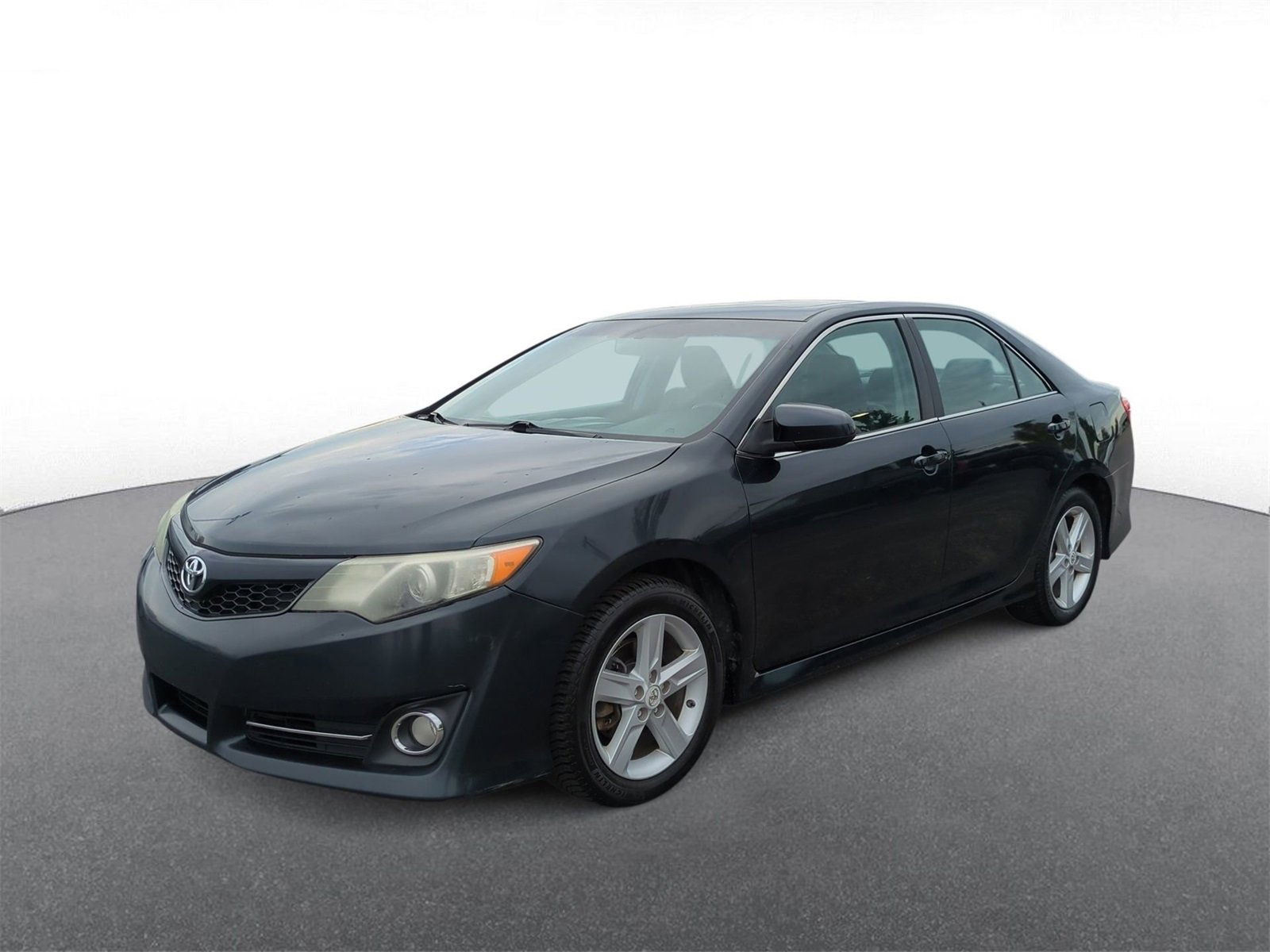 2012 Toyota Camry SE photo 4