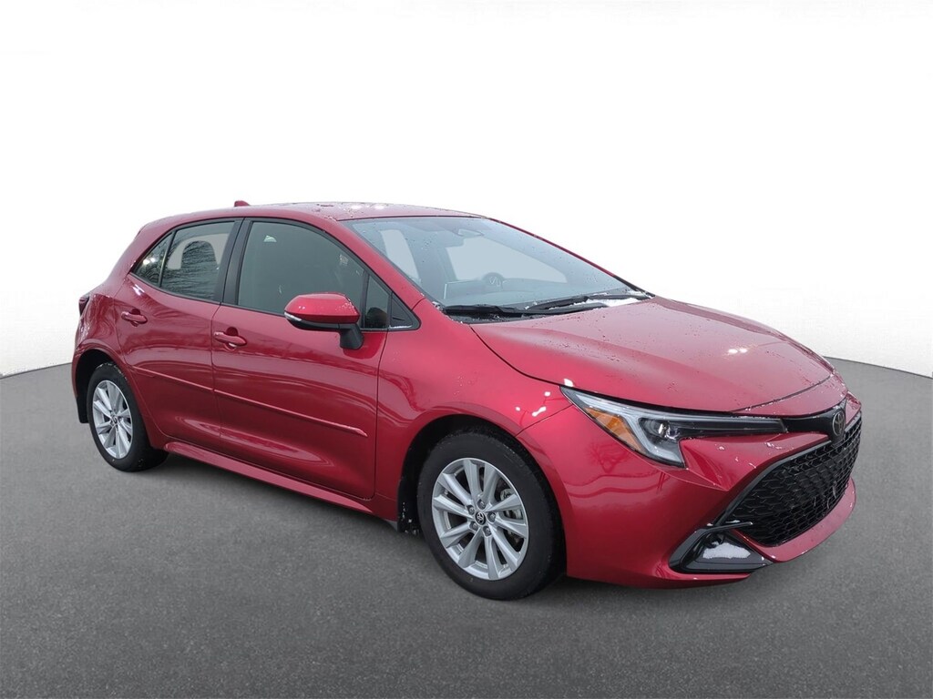 Used 2025 Toyota Corolla Hatchback SE Hatchback