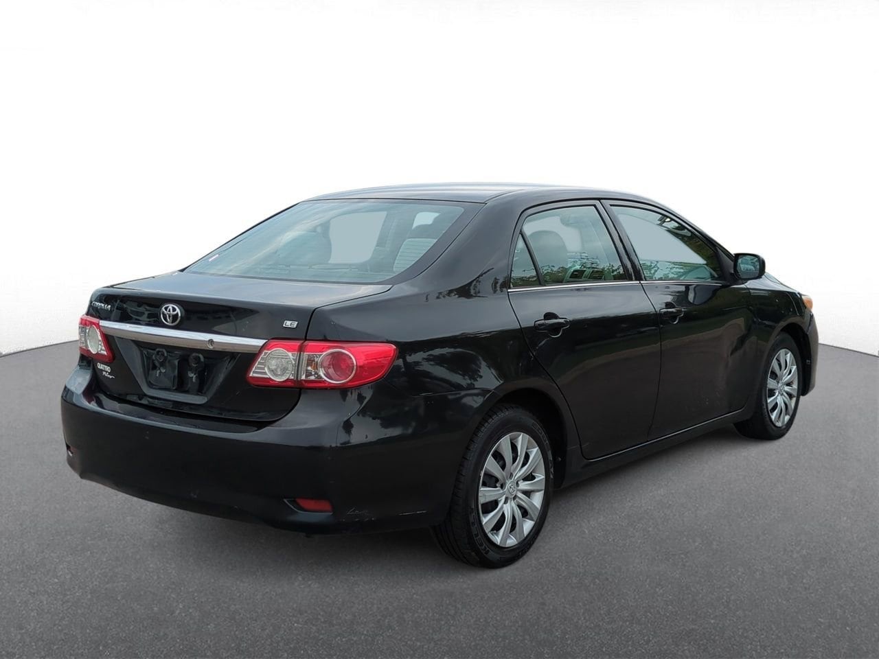 Thumbnail: 2013 Toyota Corolla - 8