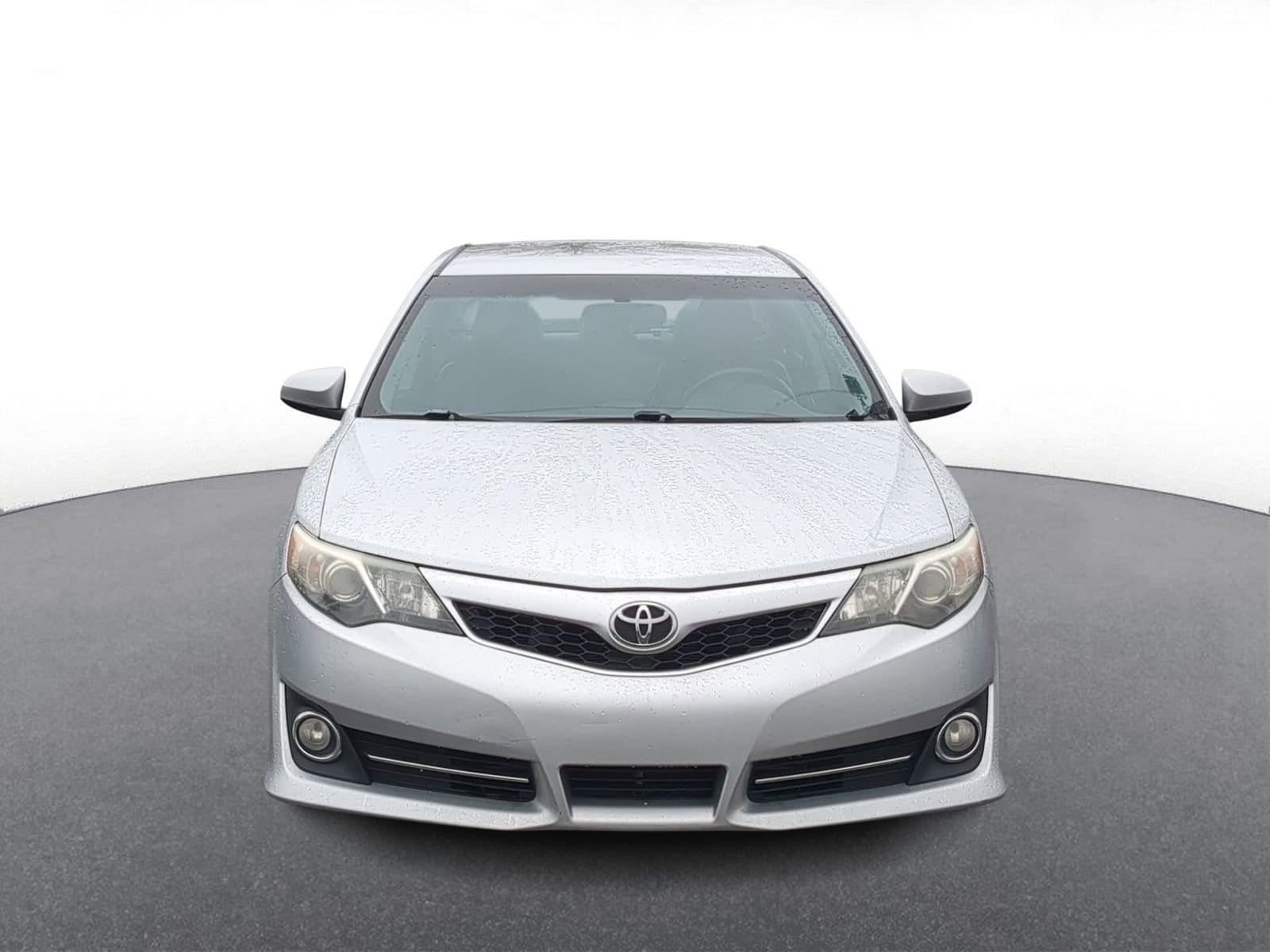 Thumbnail: 2014 Toyota Camry - 3
