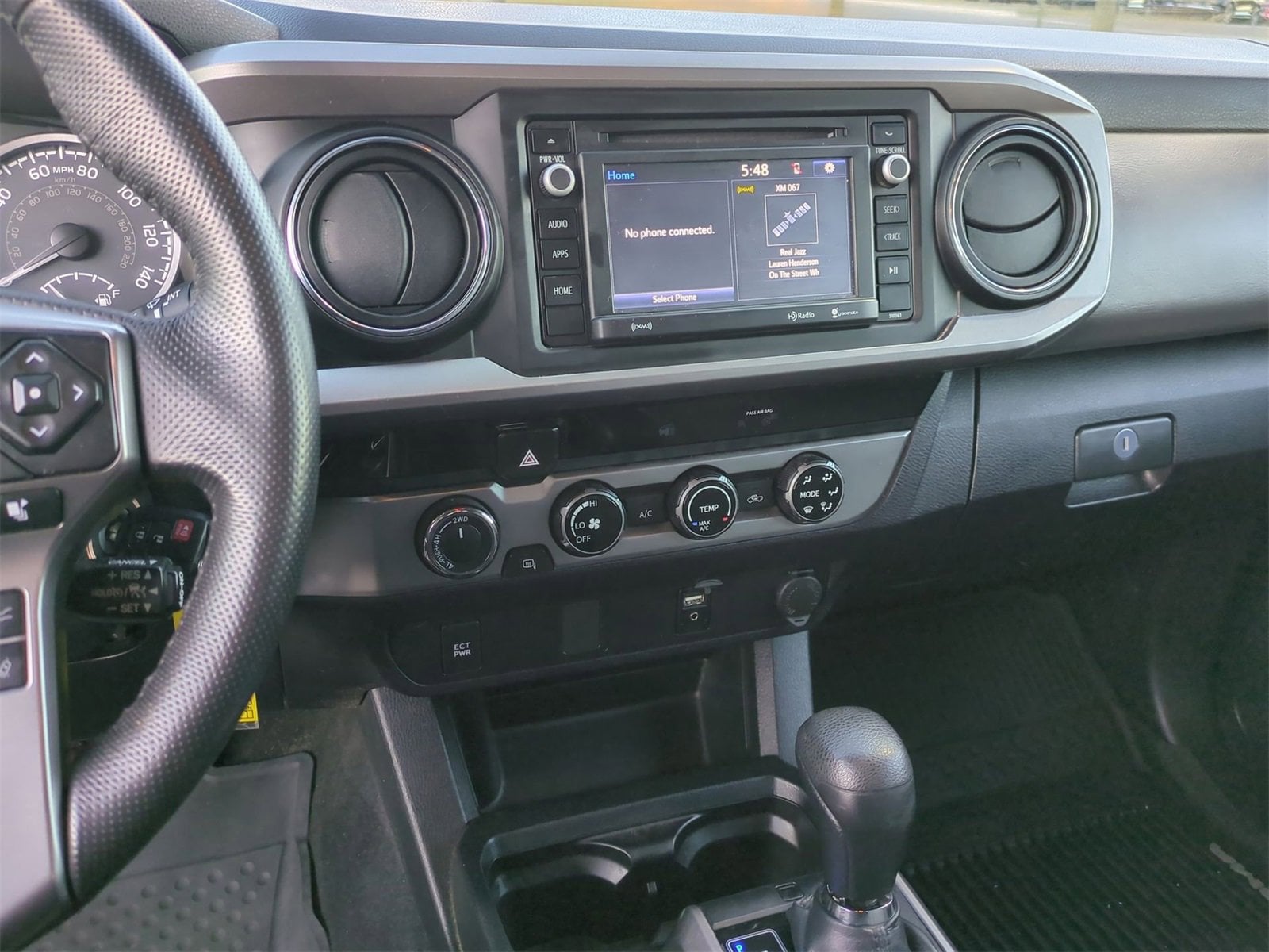 Thumbnail: 2018 Toyota Tacoma - 27