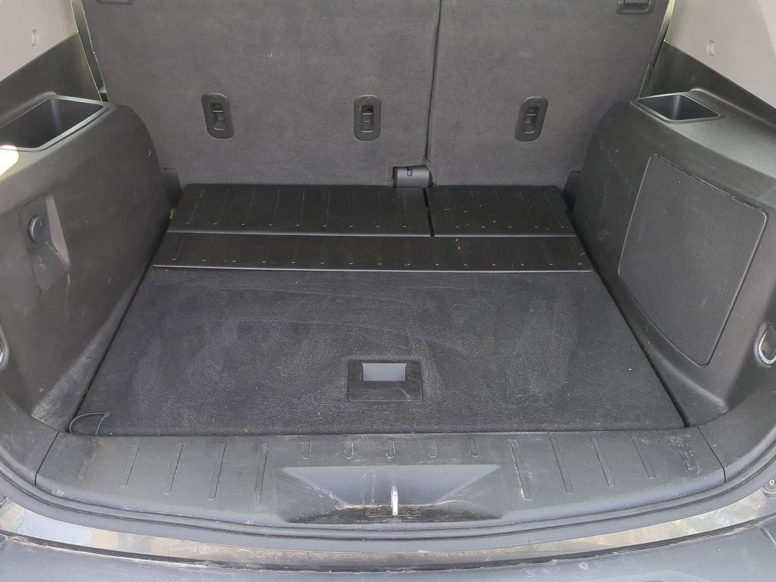 Thumbnail: 2017 Chevrolet Equinox - 30