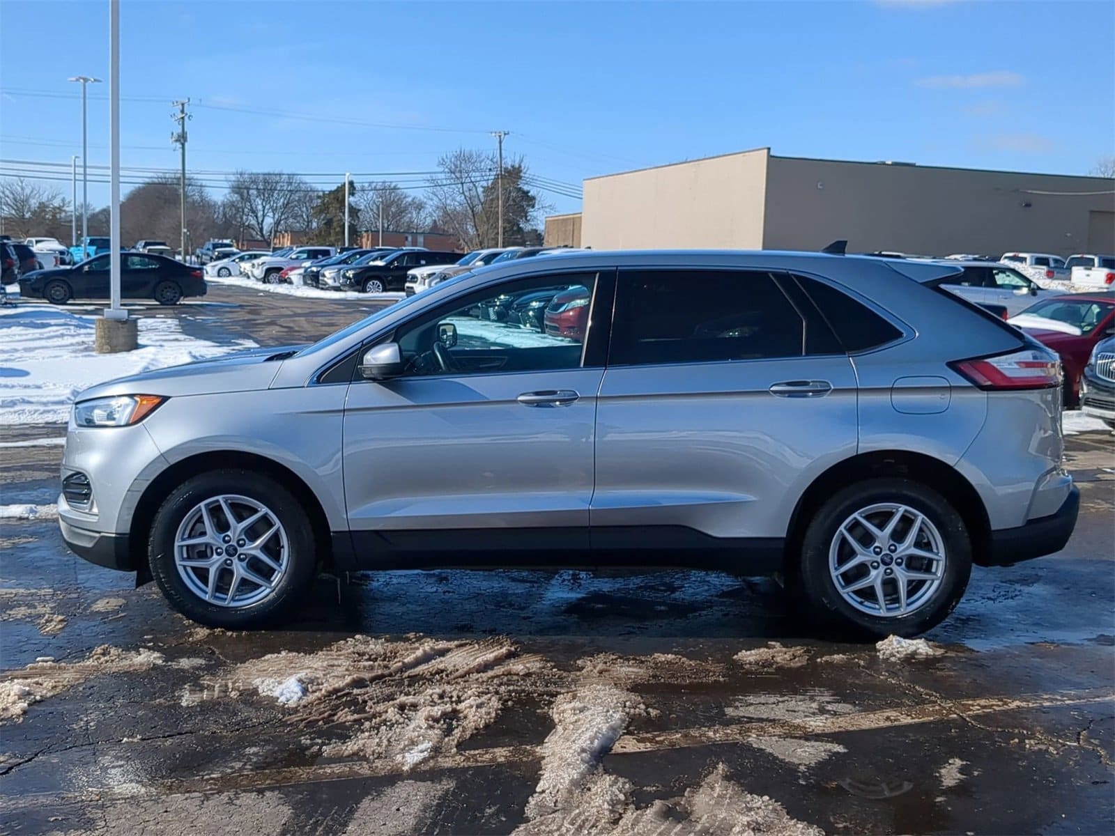 Thumbnail: 2021 Ford Edge - 11