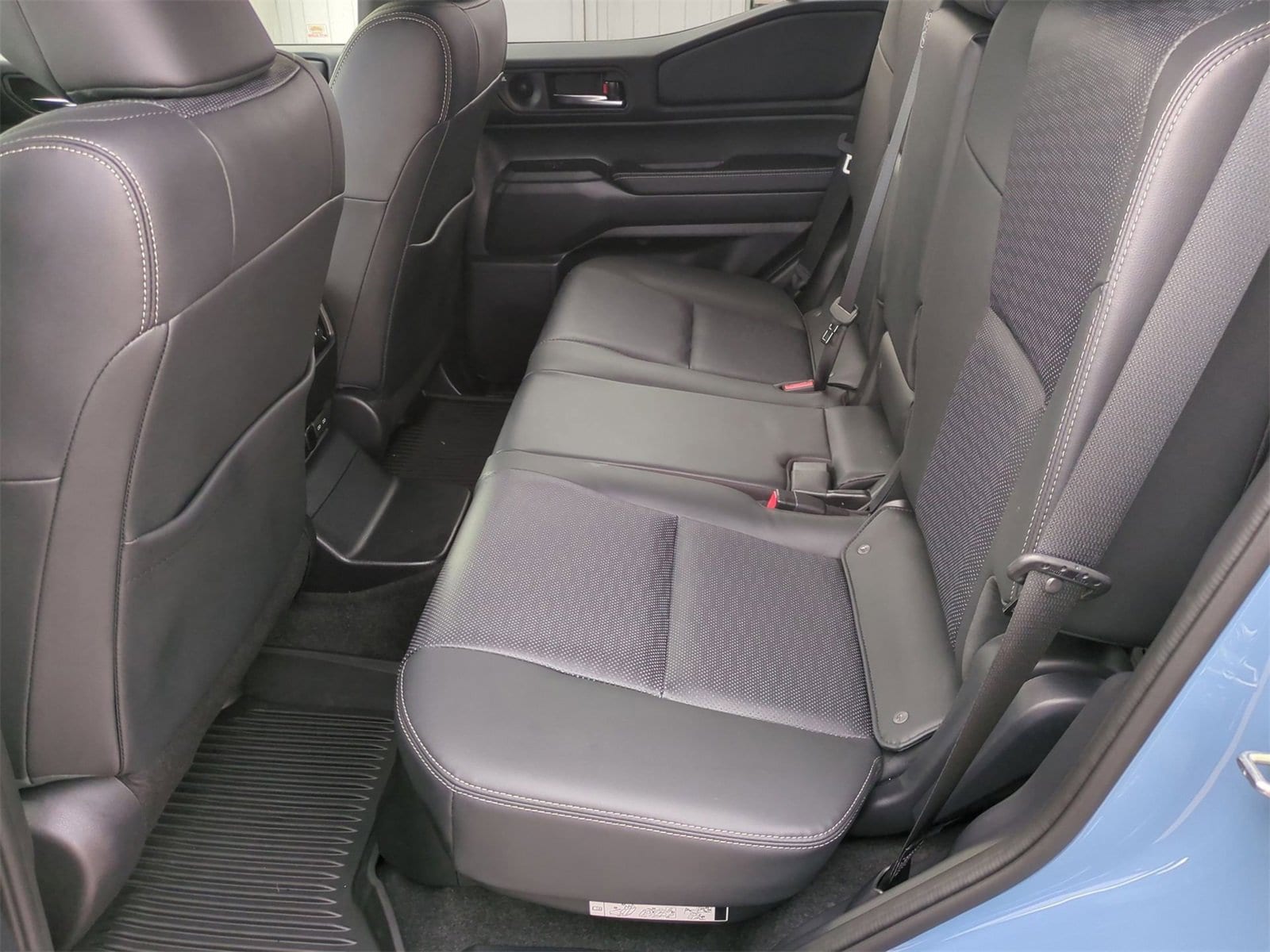 Thumbnail: 2025 Toyota Land Cruiser - 20