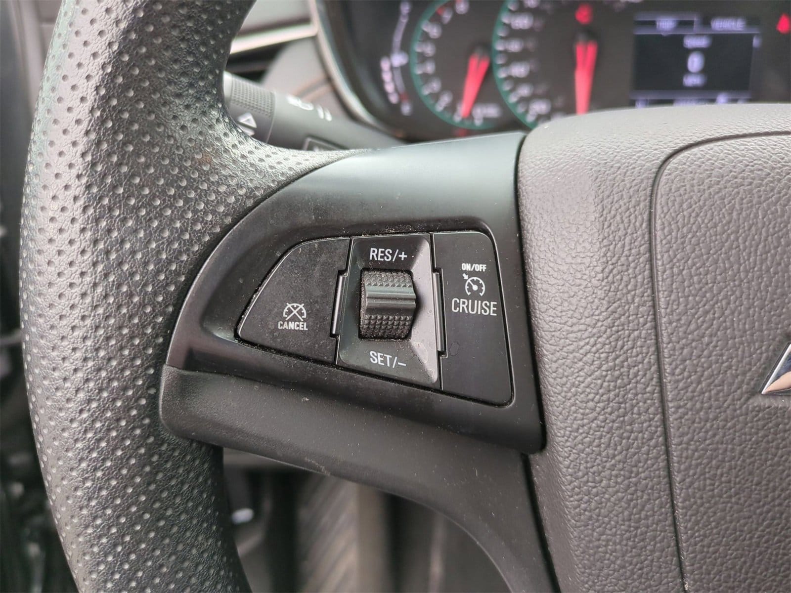 Thumbnail: 2019 Chevrolet Trax - 23