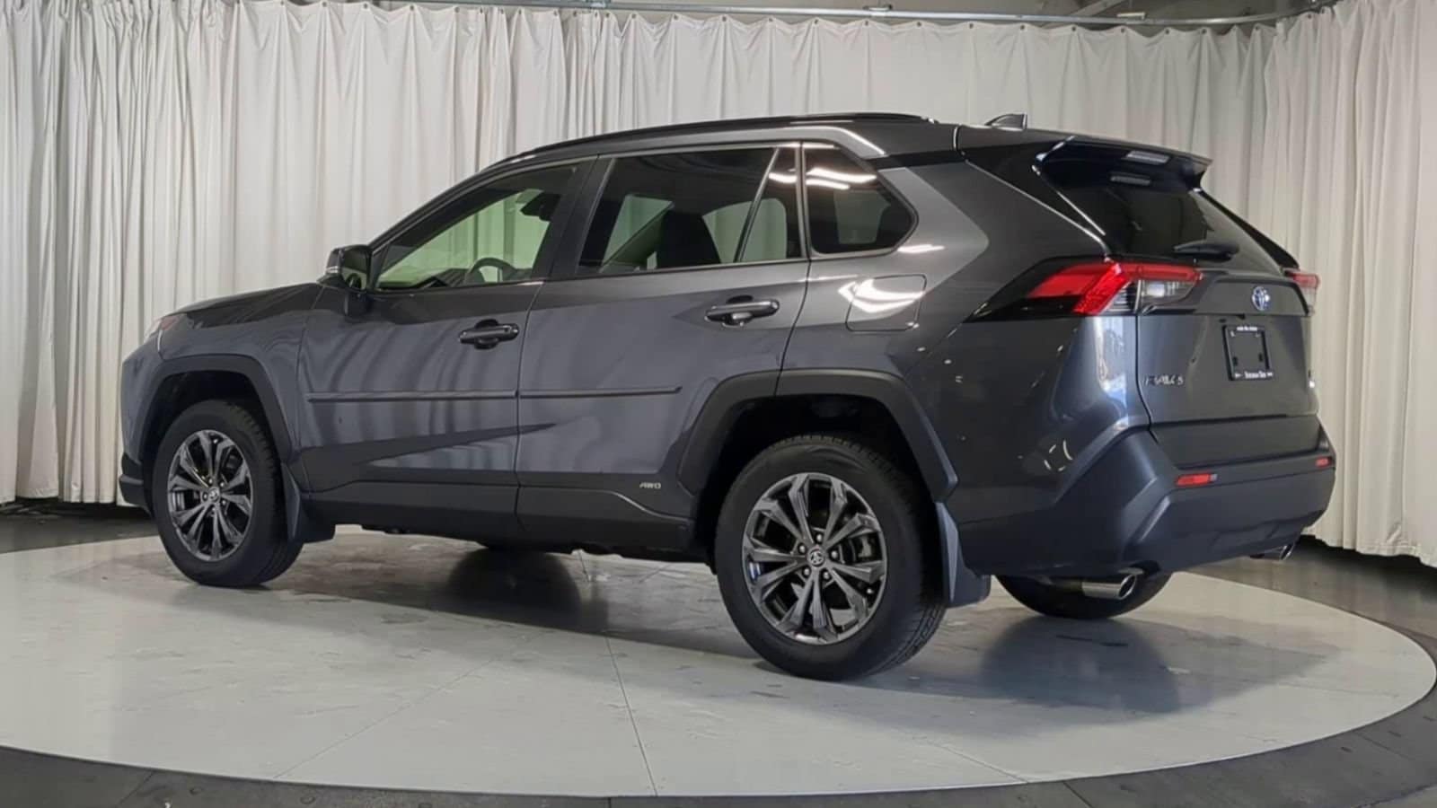2024 Toyota RAV4 XLE Premium - Photo 6