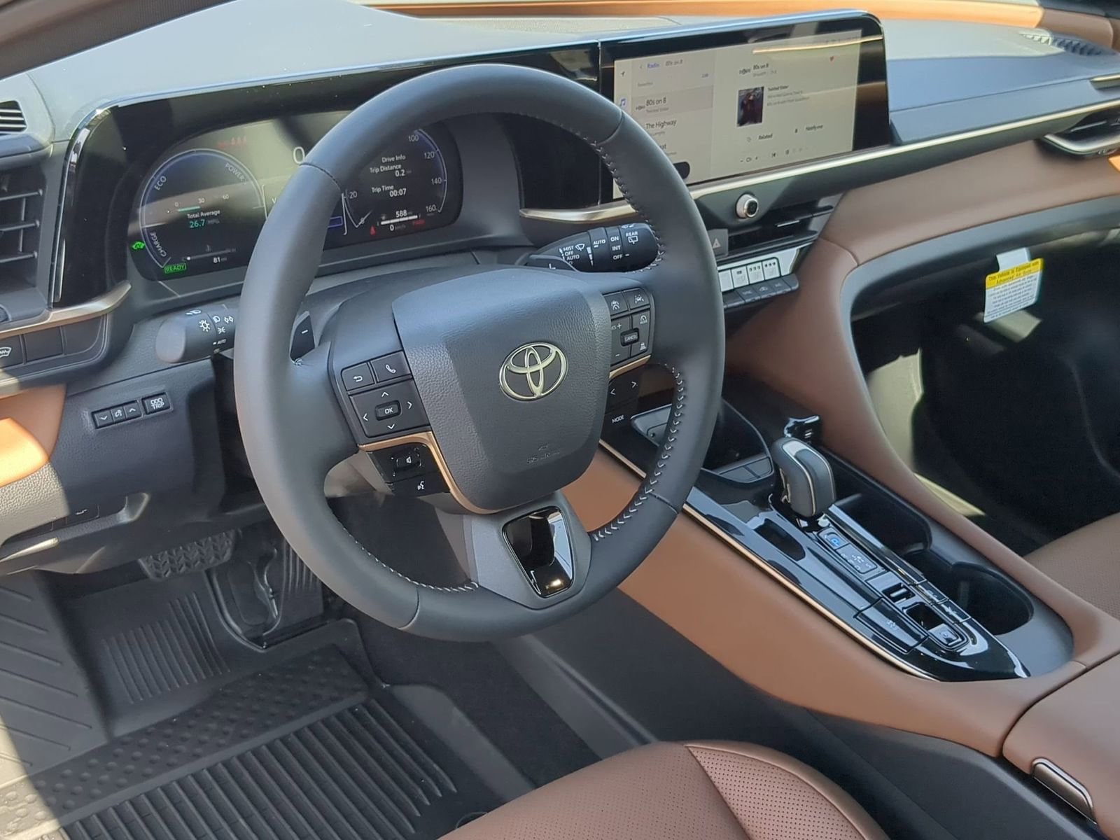 2026 Toyota Crown Signia Limited - Photo 10