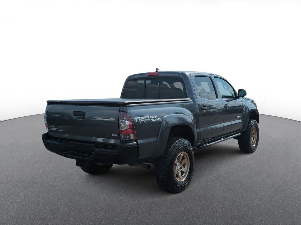 Thumbnail: 2014 Toyota Tacoma - 8