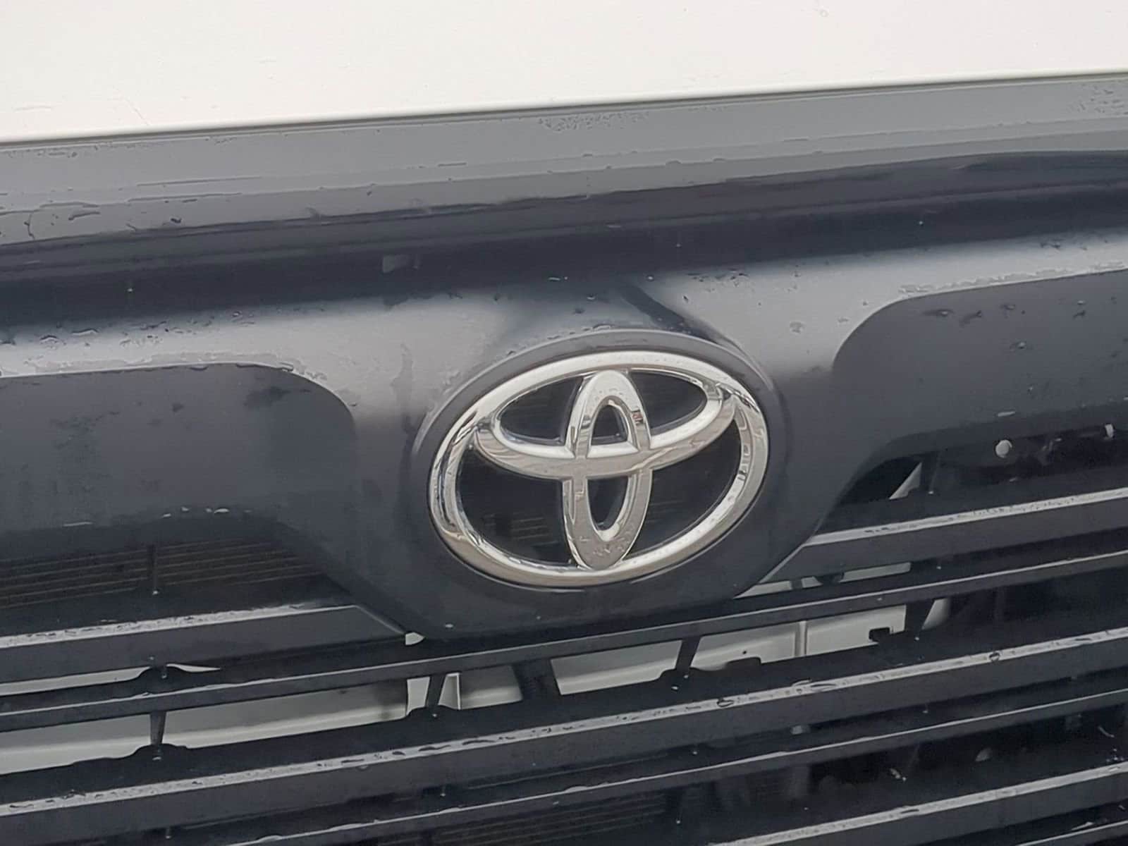 Thumbnail: 2025 Toyota Tundra - 12