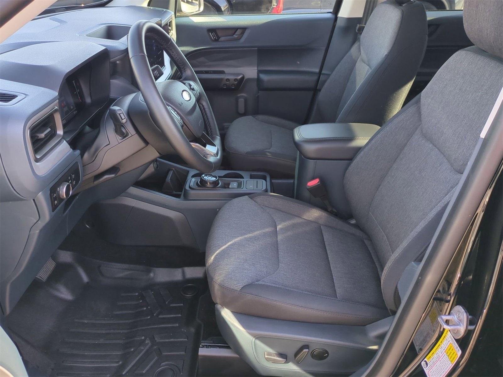 Thumbnail: 2025 Ford Maverick - 15