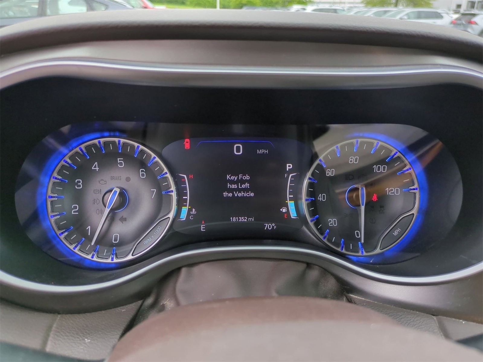 Thumbnail: 2017 Chrysler Pacifica - 29