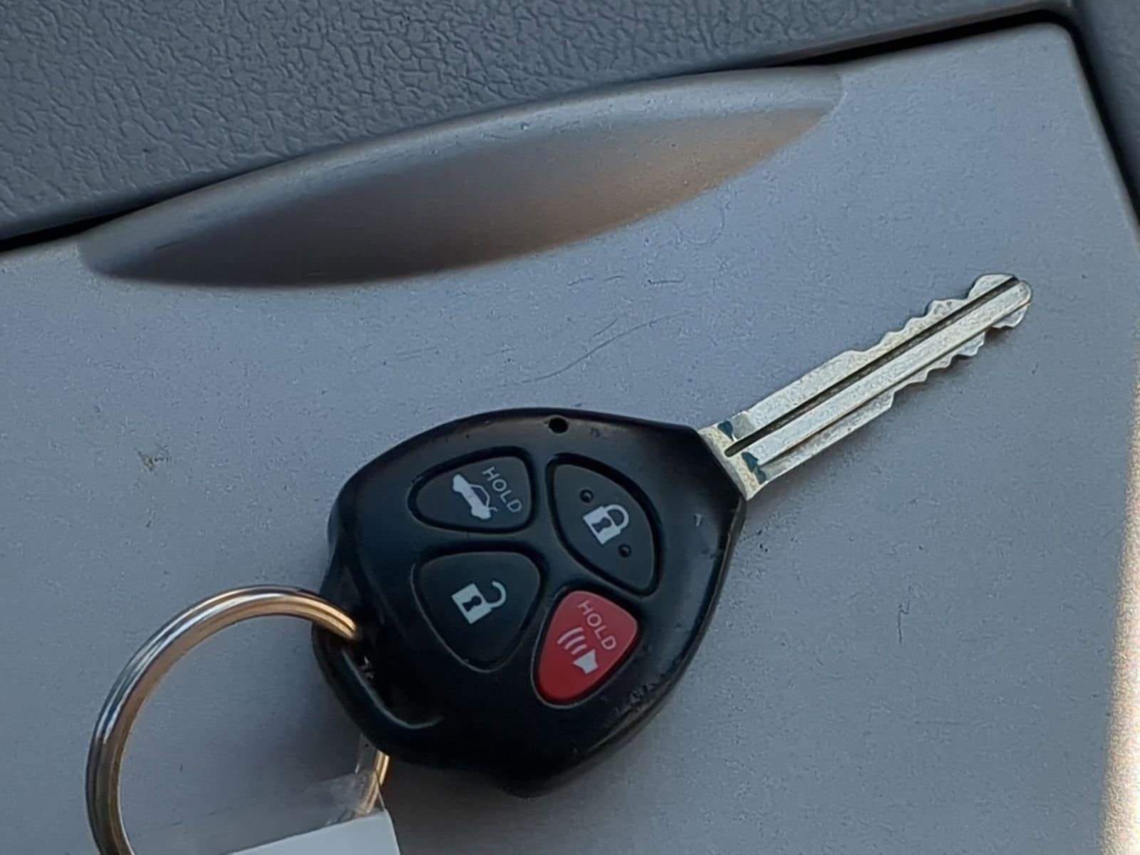 Thumbnail: 2010 Toyota Camry - 31