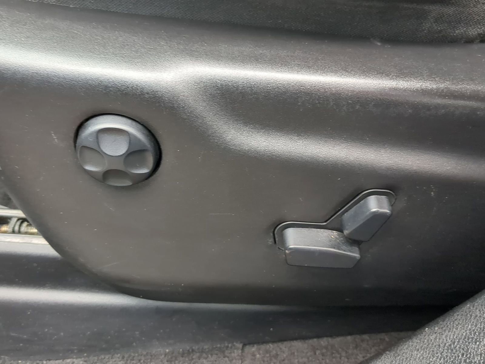 Thumbnail: 2013 Jeep Grand Cherokee - 17