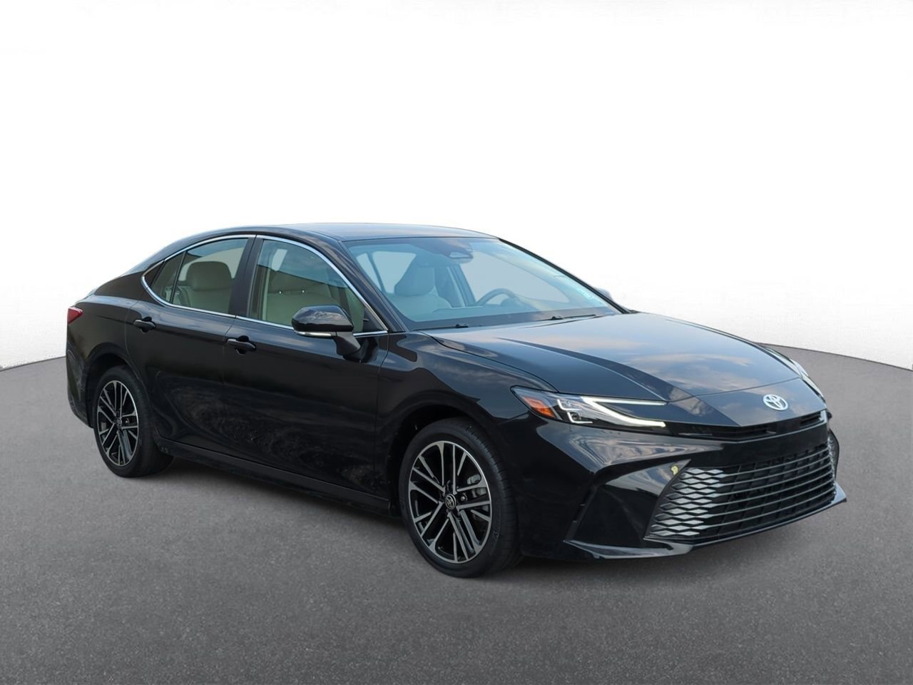 2025 Toyota Camry XLE photo 2