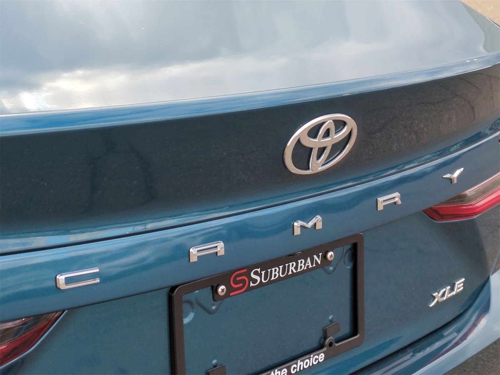 Thumbnail: 2025 Toyota Camry - 12