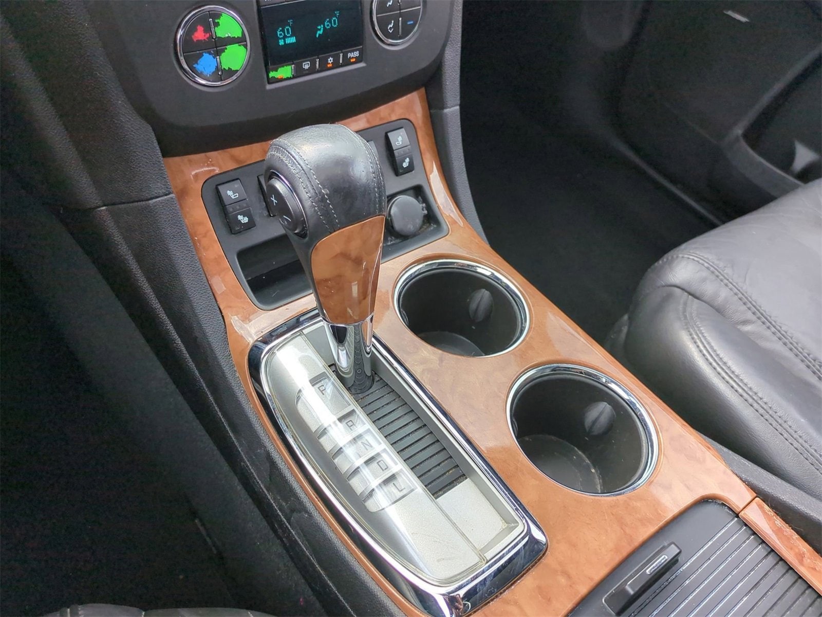 Thumbnail: 2008 Buick Enclave - 26