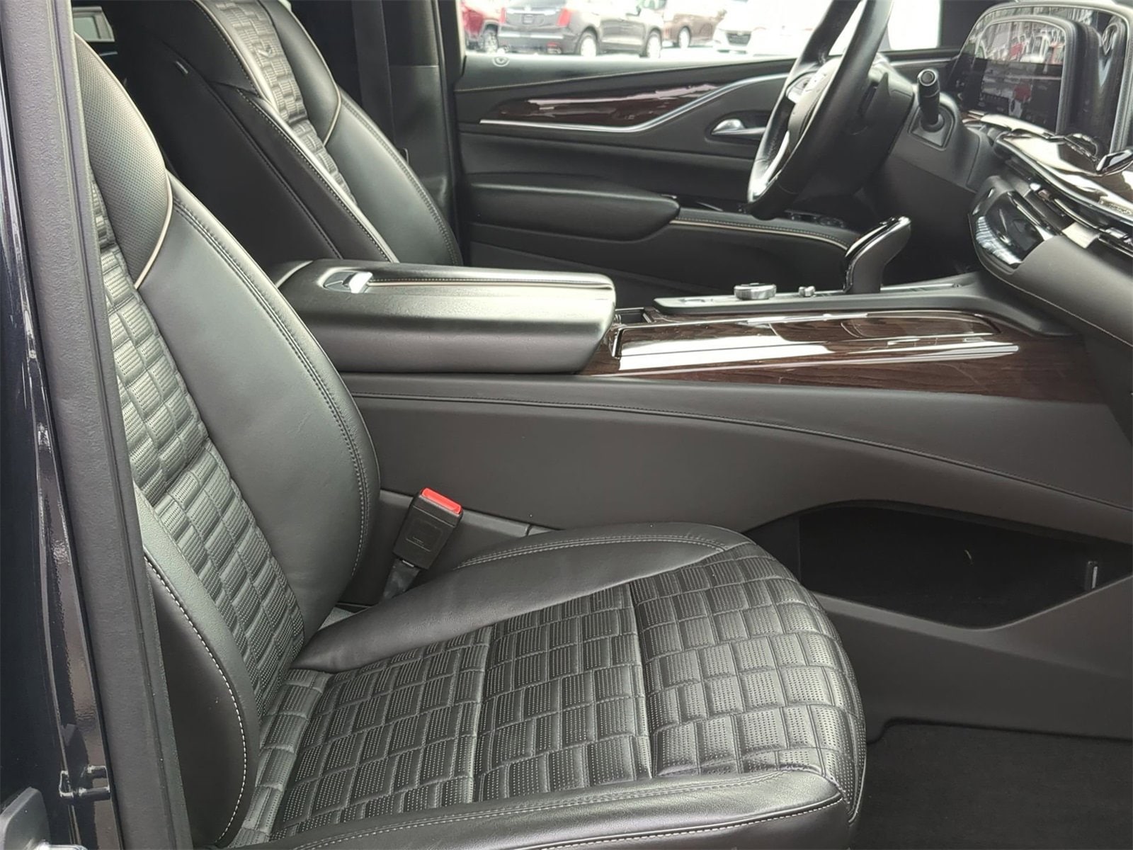 Thumbnail: 2022 Cadillac Escalade - 25