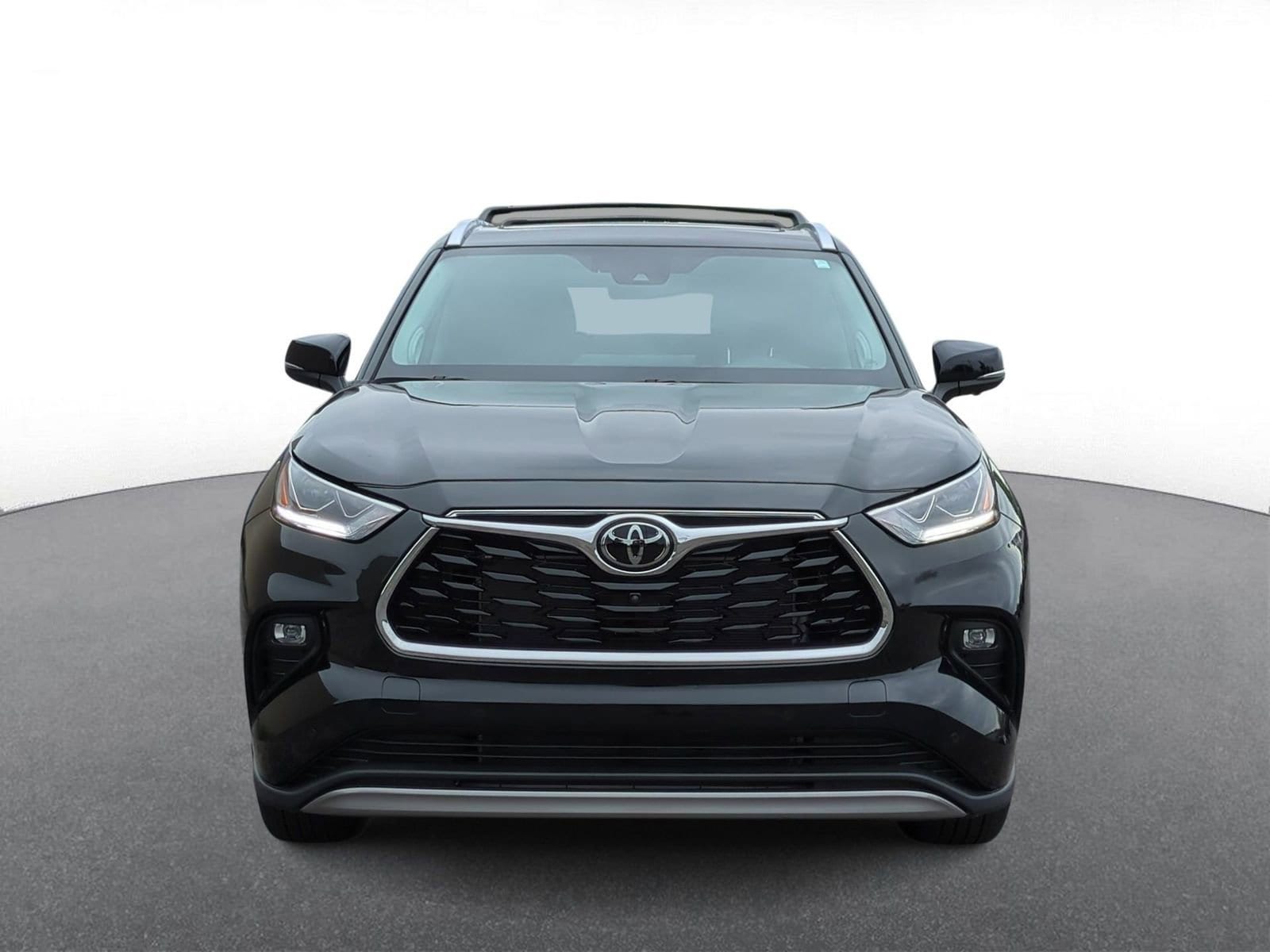 Thumbnail: 2024 Toyota Highlander - 3