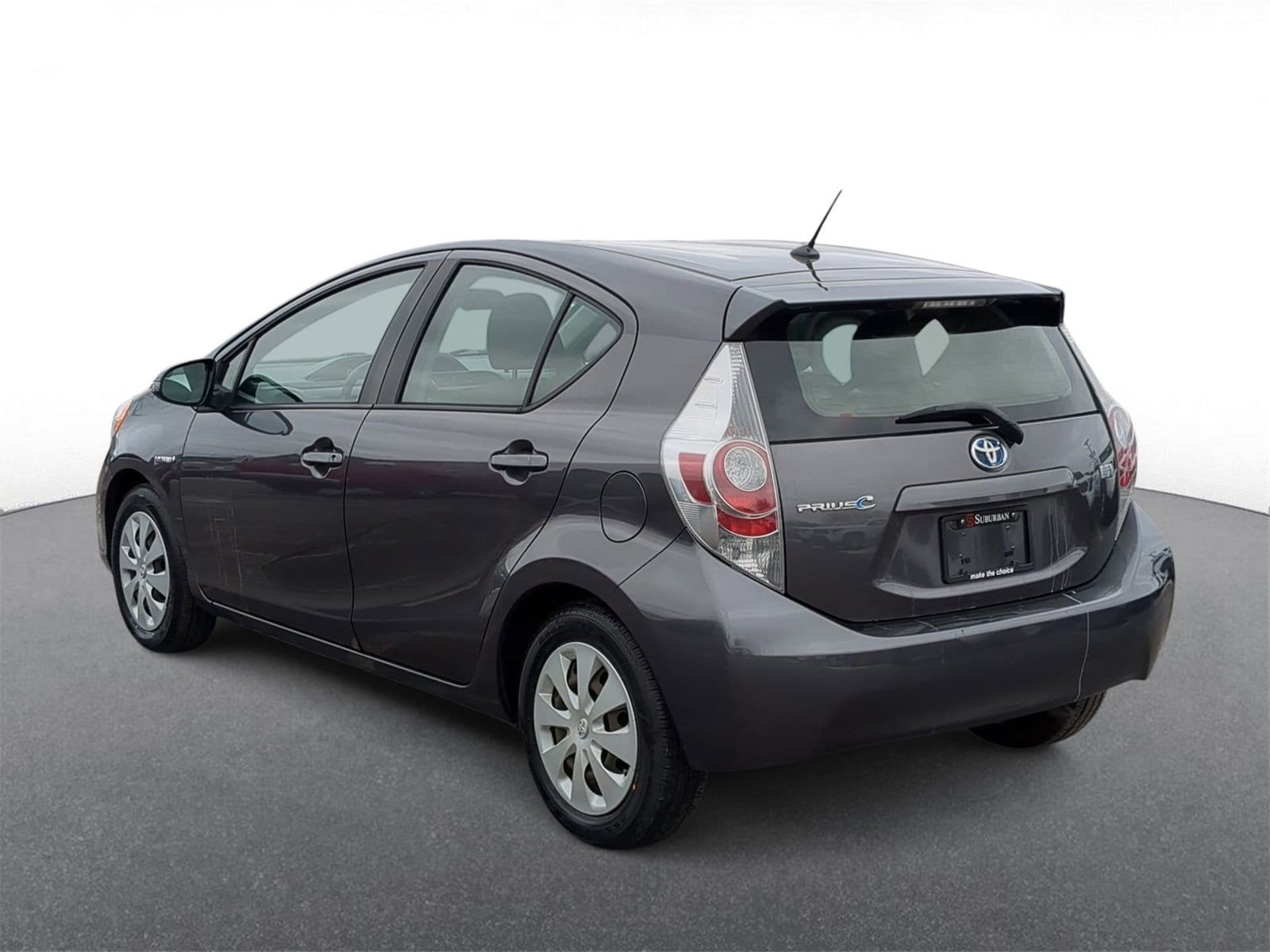 Thumbnail: 2014 Toyota Prius c - 6
