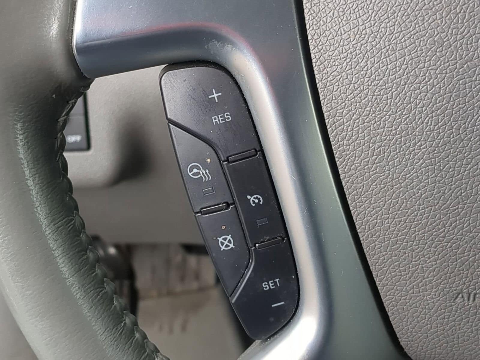 Thumbnail: 2015 Chevrolet Traverse - 23