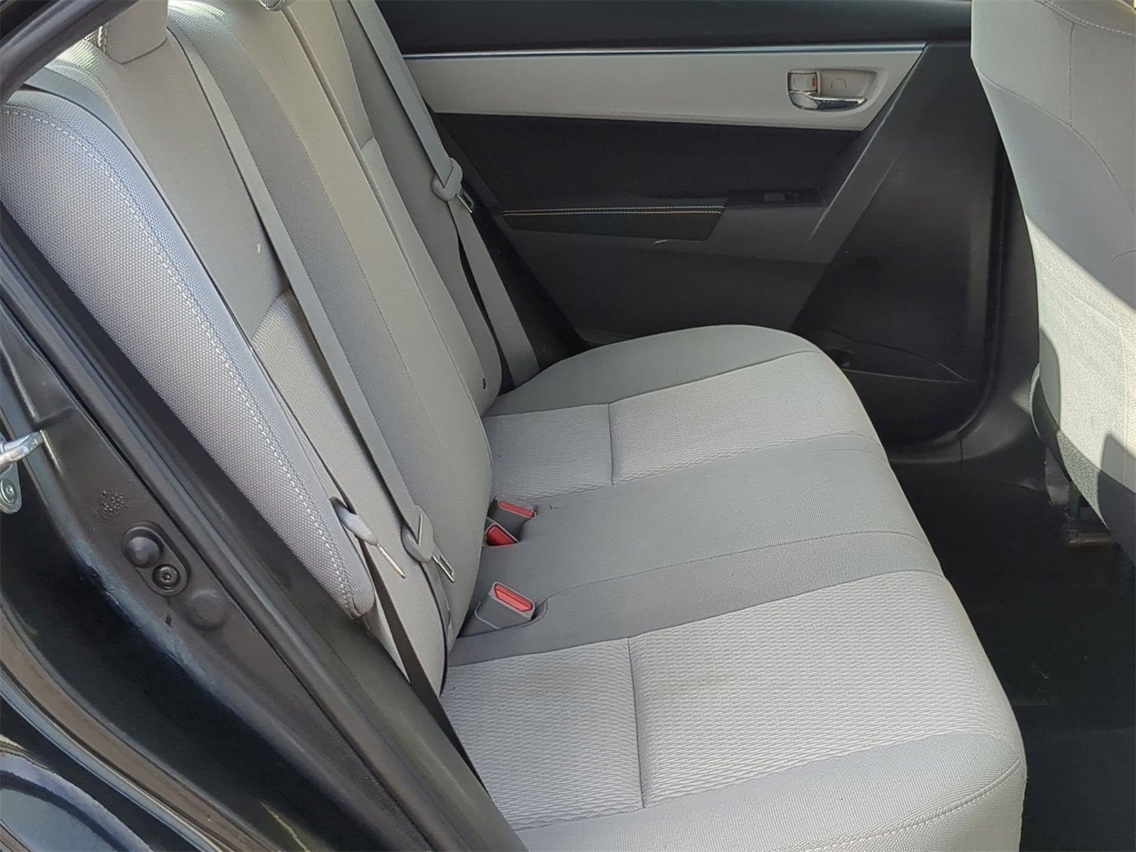 Thumbnail: 2014 Toyota Corolla - 27