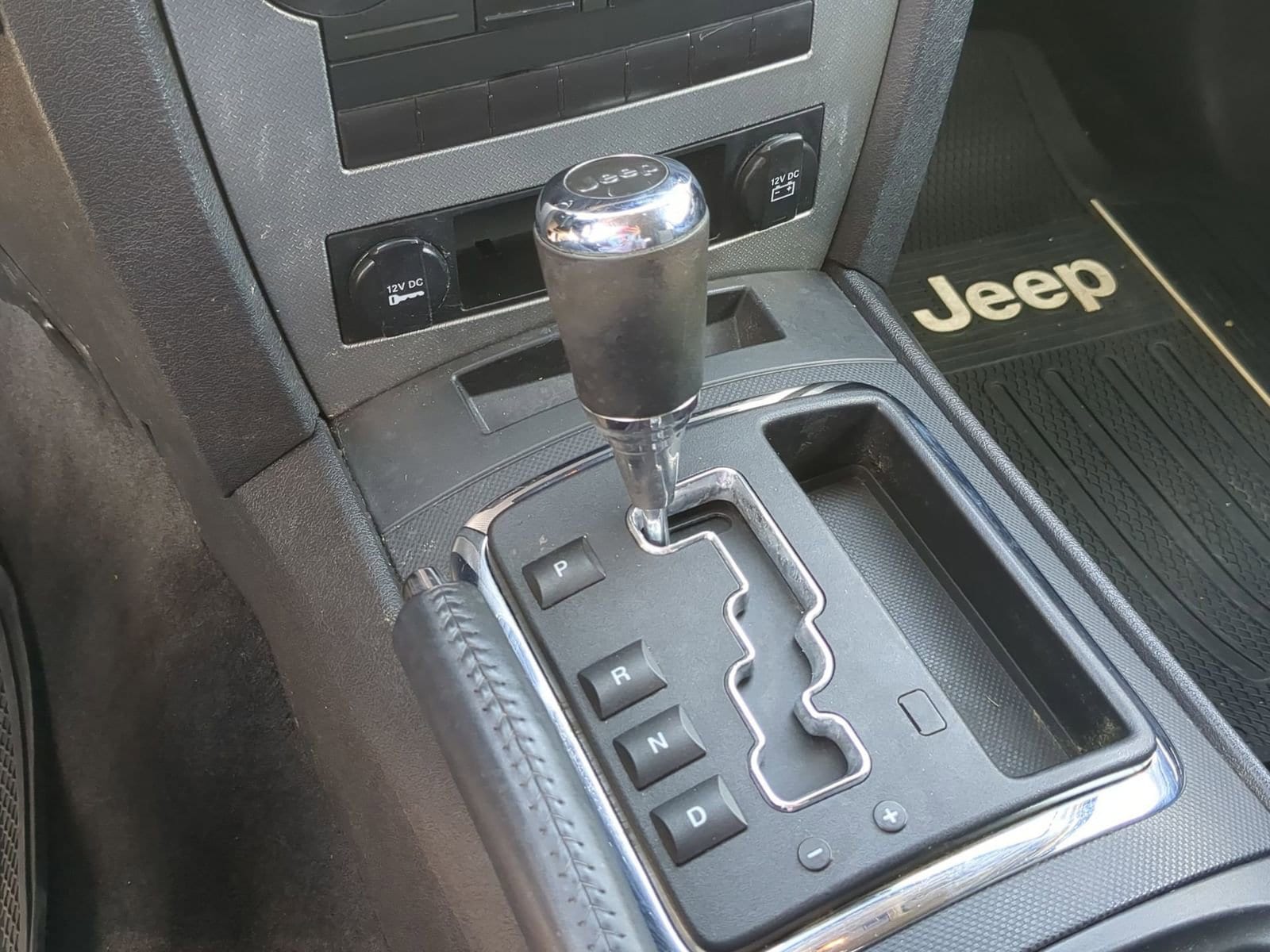 Thumbnail: 2009 Jeep Grand Cherokee - 29