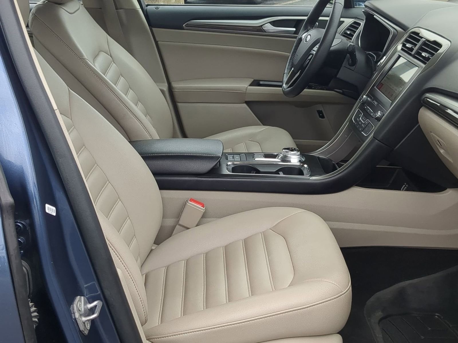 Thumbnail: 2019 Ford Fusion - 21