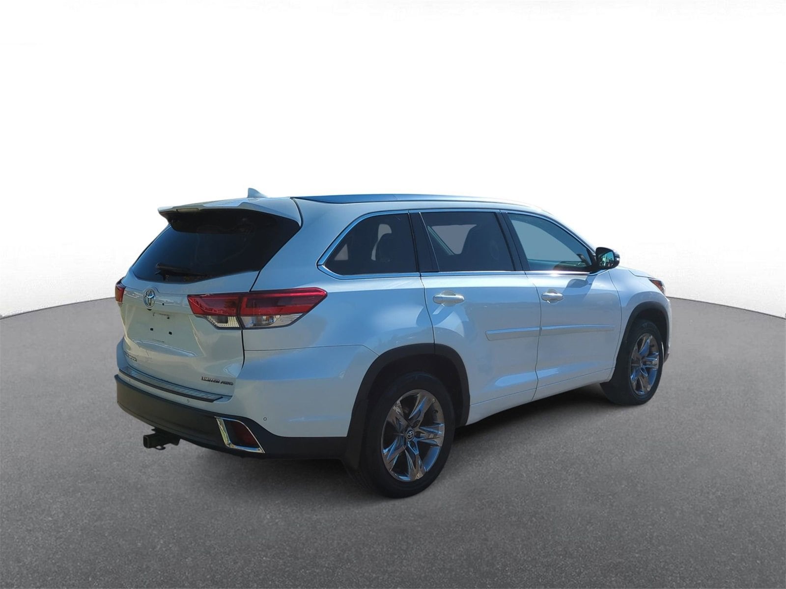 Thumbnail: 2019 Toyota Highlander - 8