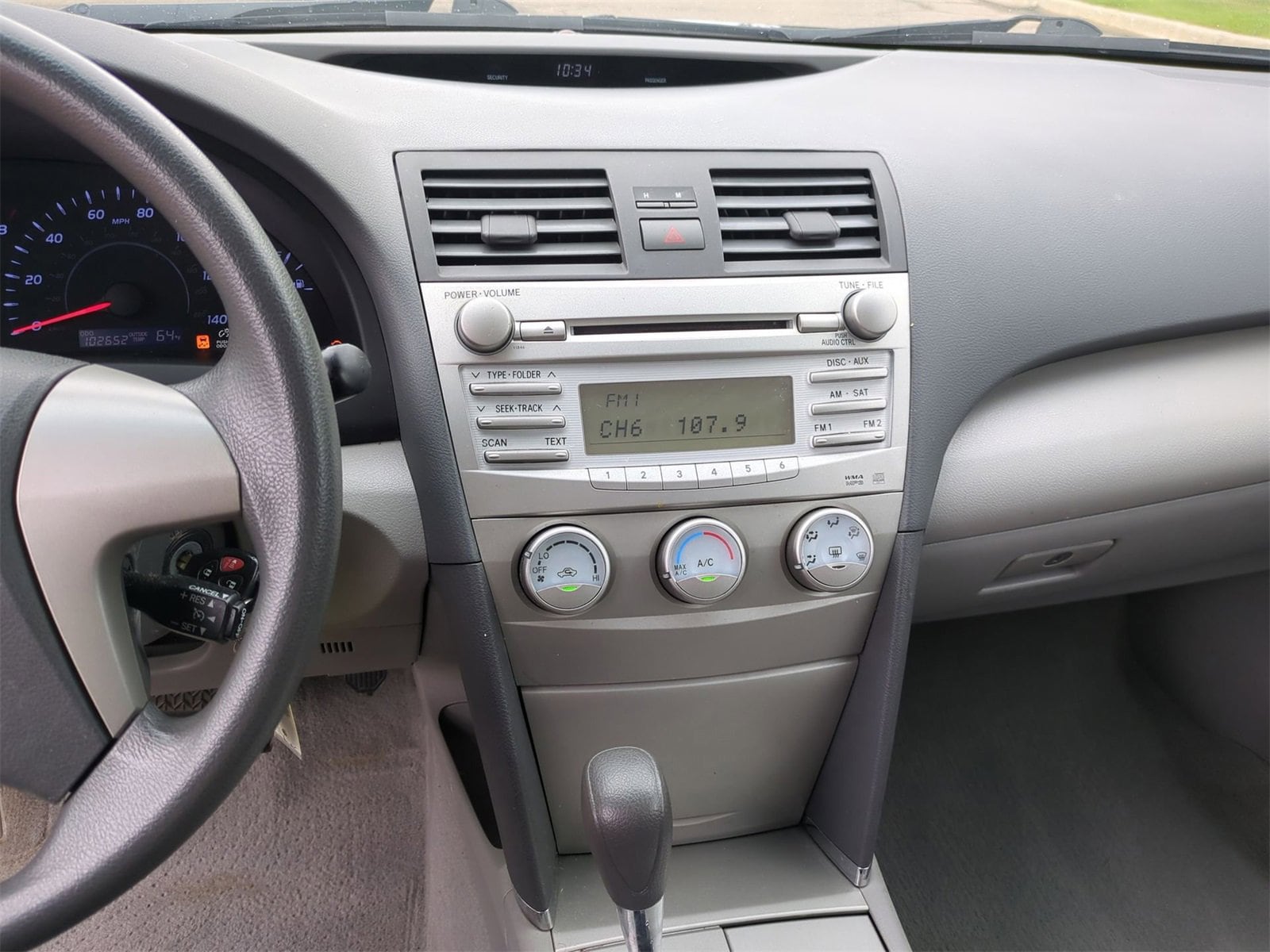 Thumbnail: 2011 Toyota Camry - 24