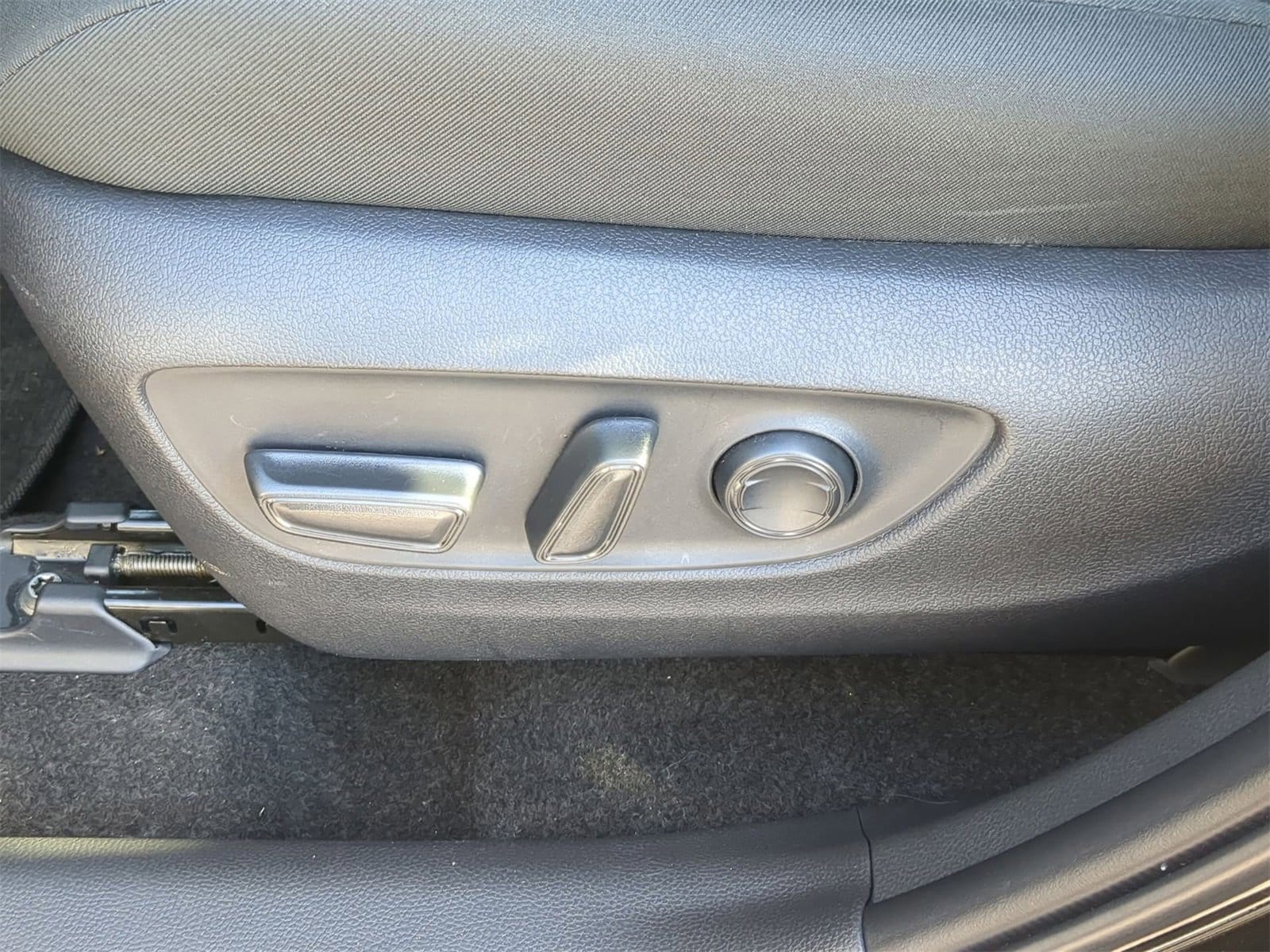 Thumbnail: 2024 Toyota RAV4 - 24