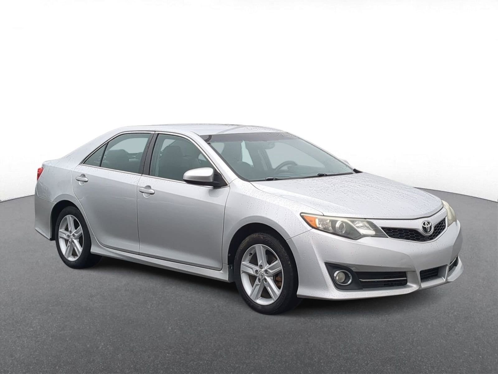 Thumbnail: 2014 Toyota Camry - 2