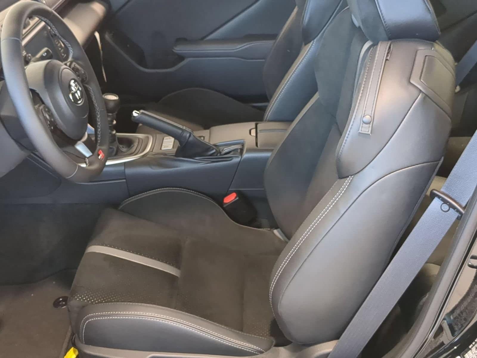 2026 Toyota GR86 Premium - Photo 7