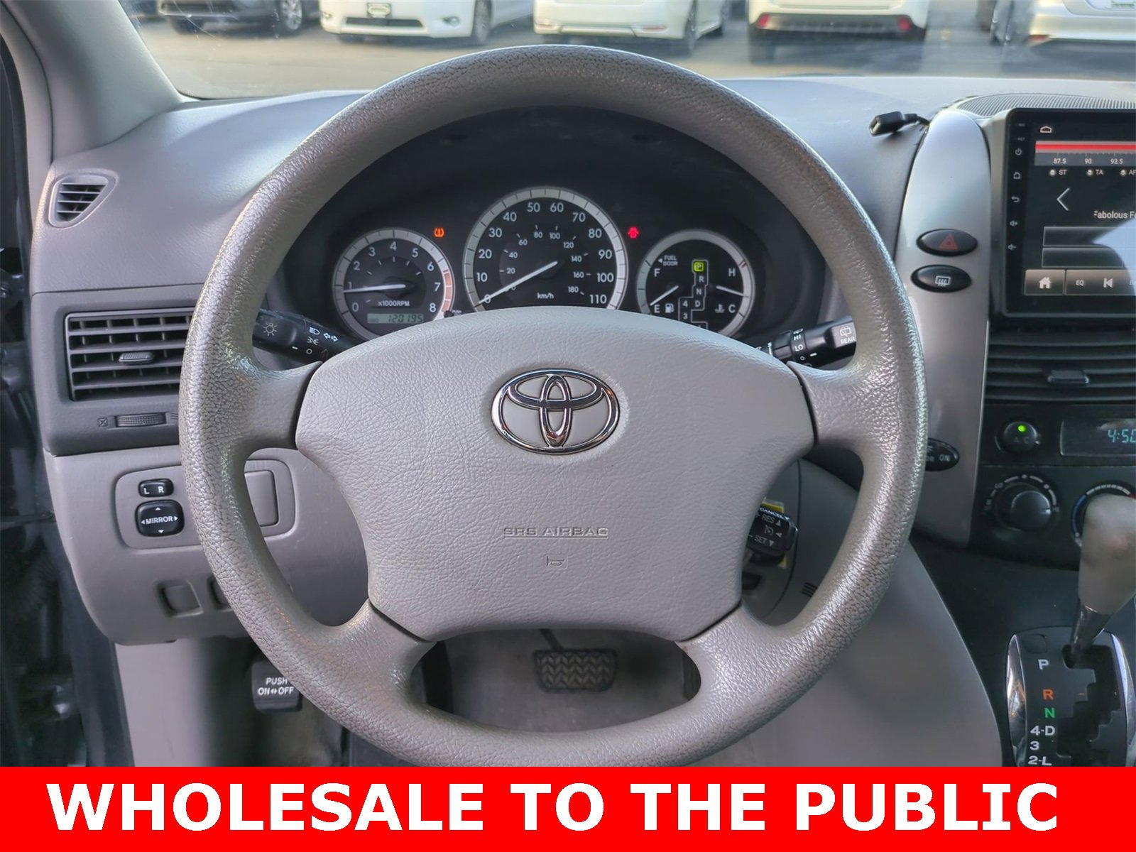 Thumbnail: 2010 Toyota Sienna - 23