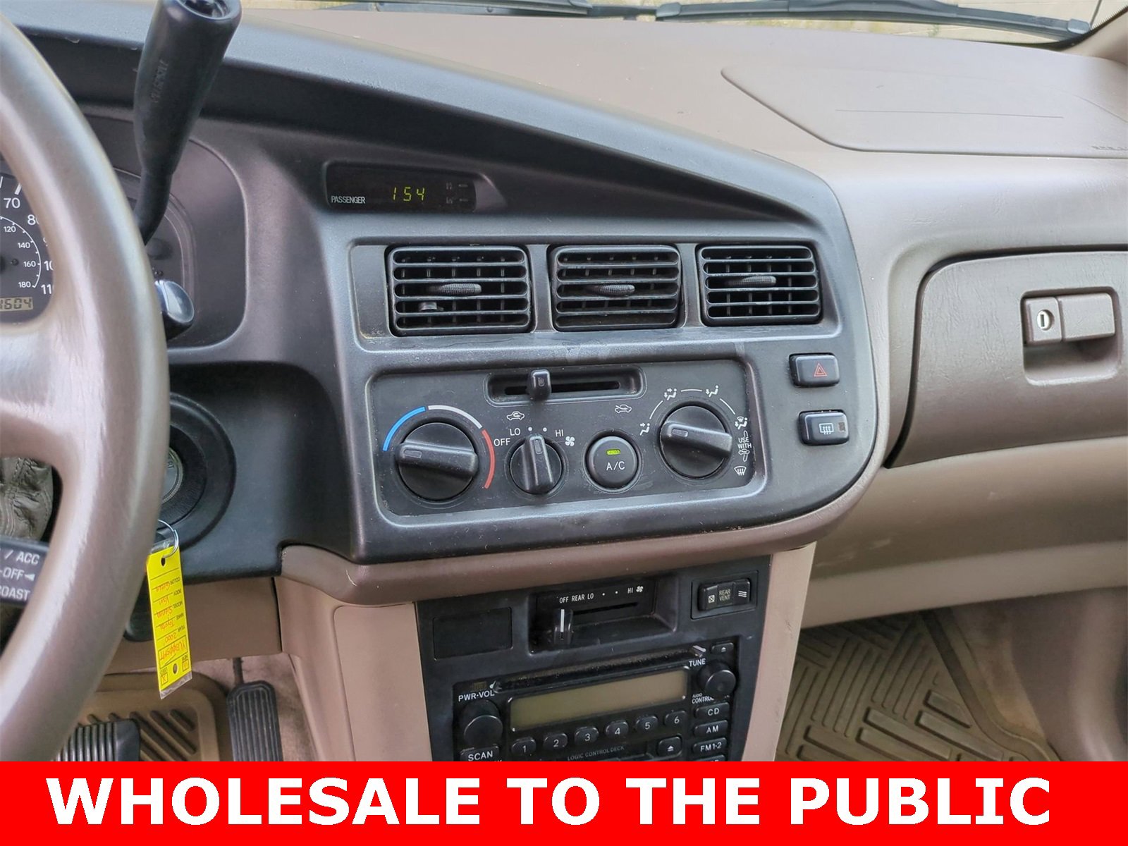 Thumbnail: 2000 Toyota Sienna - 23