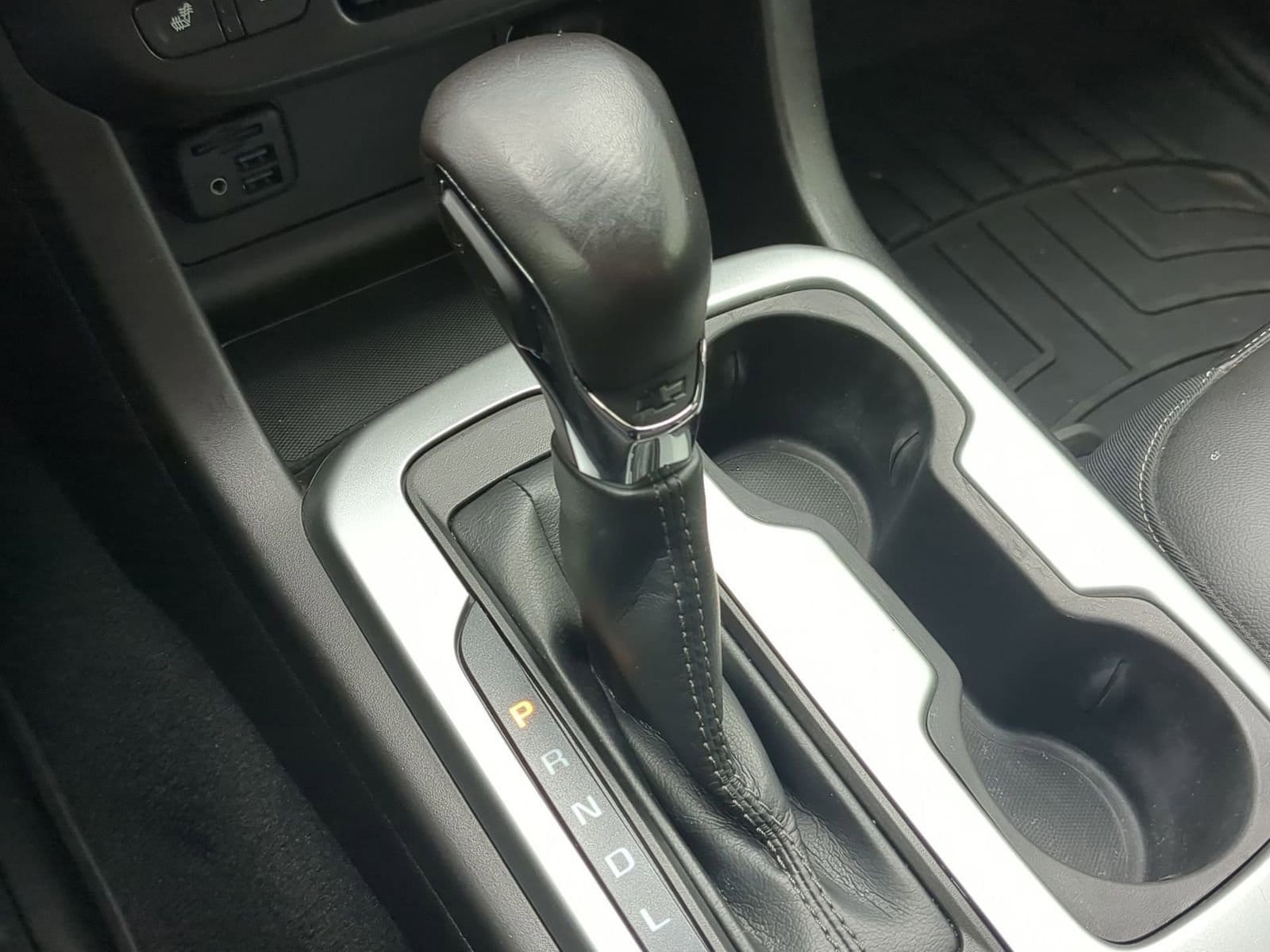 Thumbnail: 2022 Chevrolet Colorado - 31