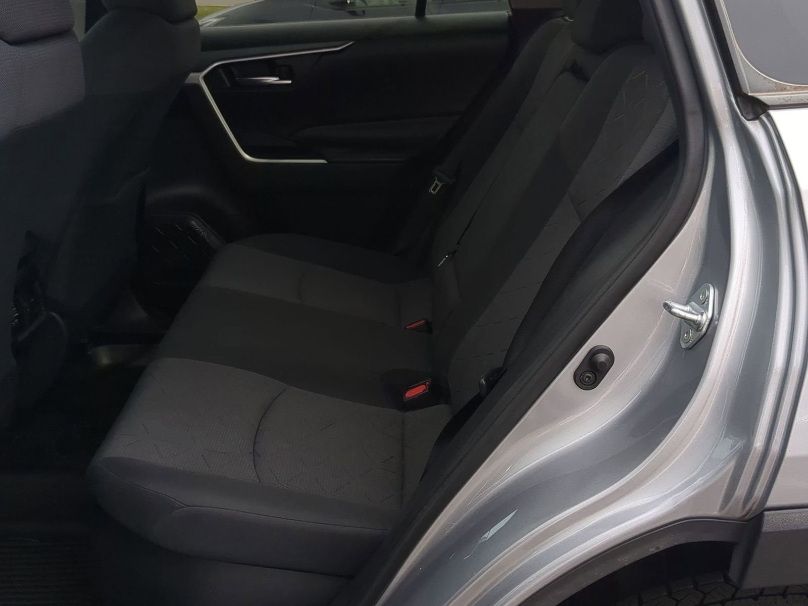 Thumbnail: 2021 Toyota RAV4 - 19