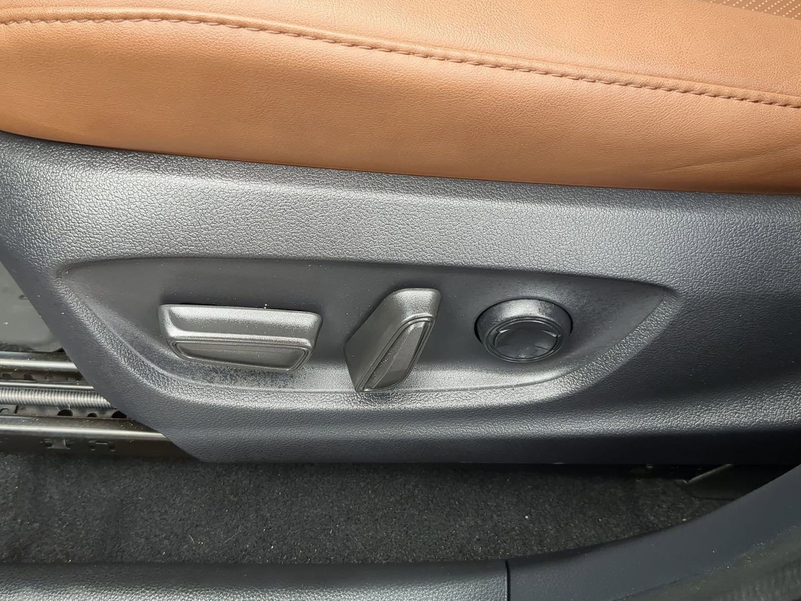 Thumbnail: 2025 Toyota Crown Signia - 17