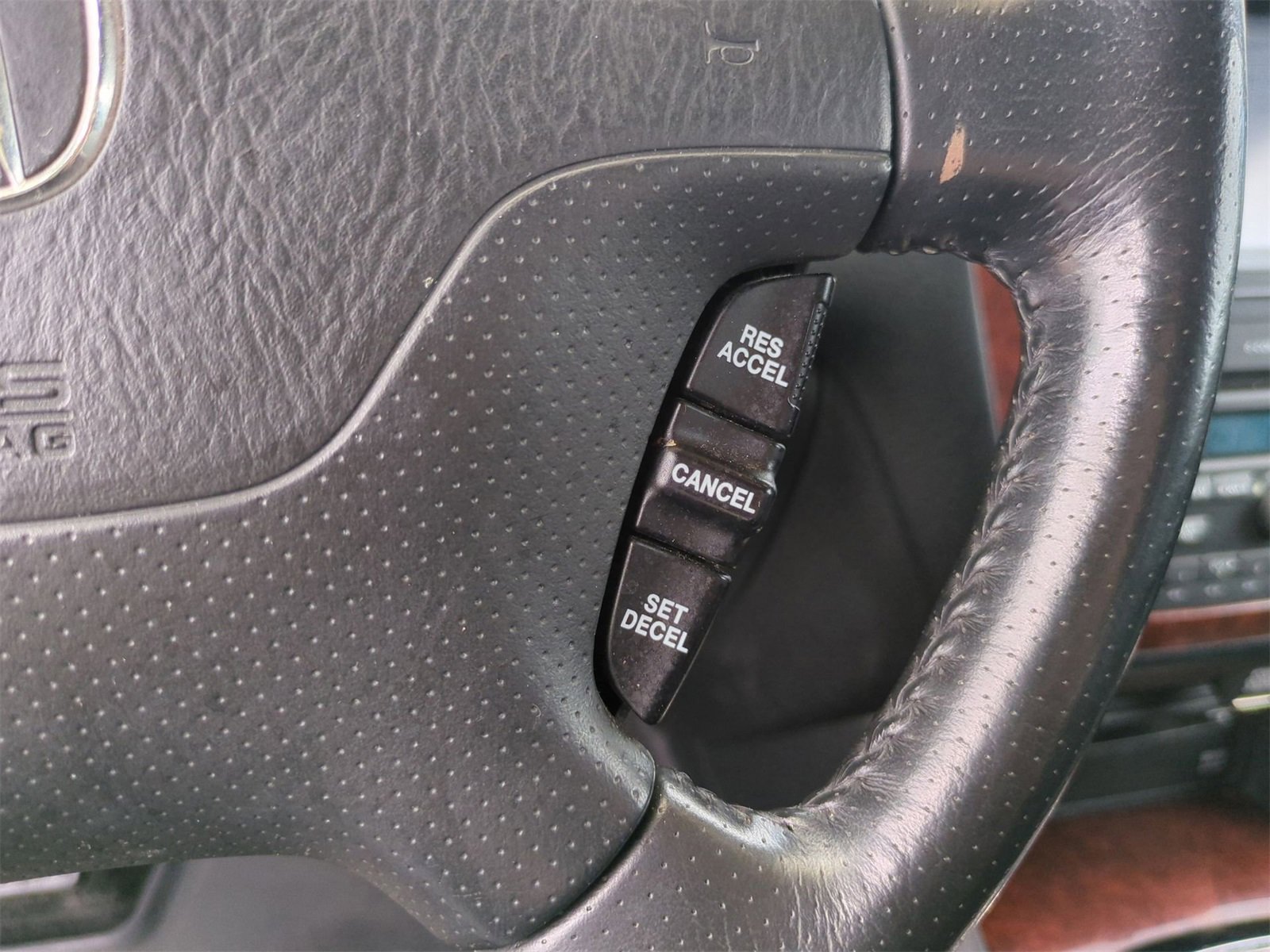 Thumbnail: 2005 Acura MDX - 23