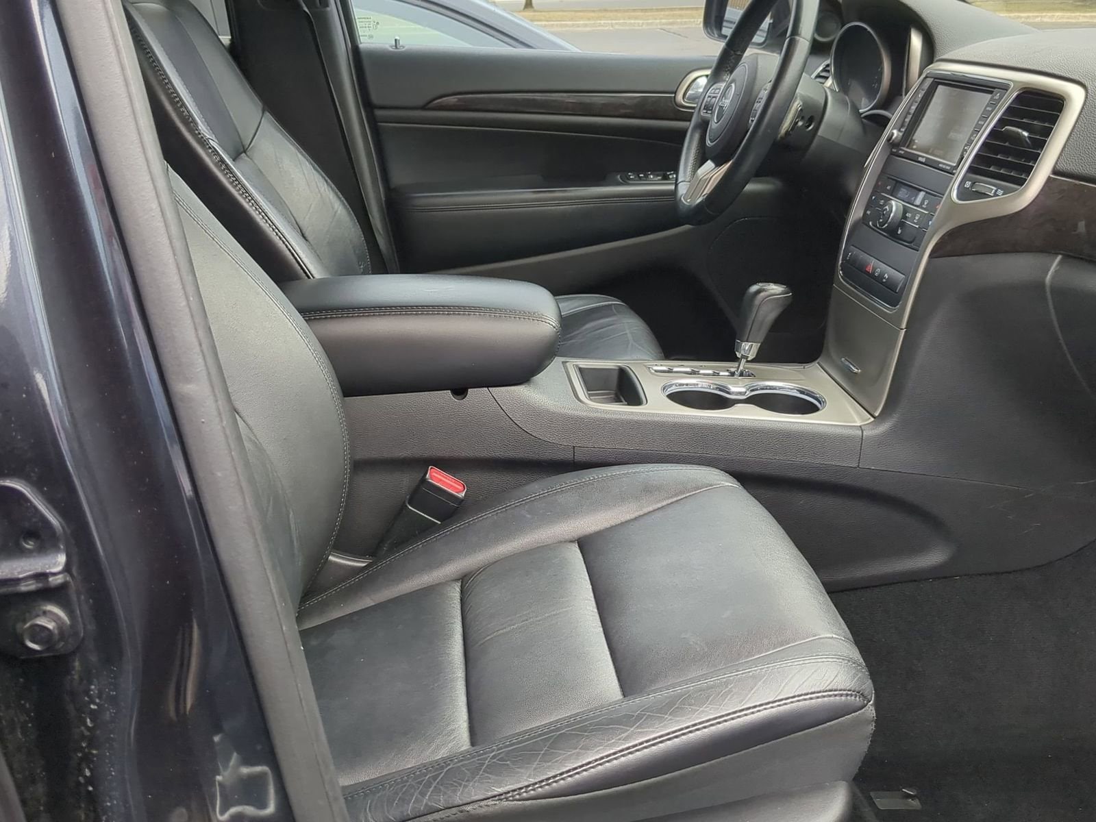 Thumbnail: 2013 Jeep Grand Cherokee - 21