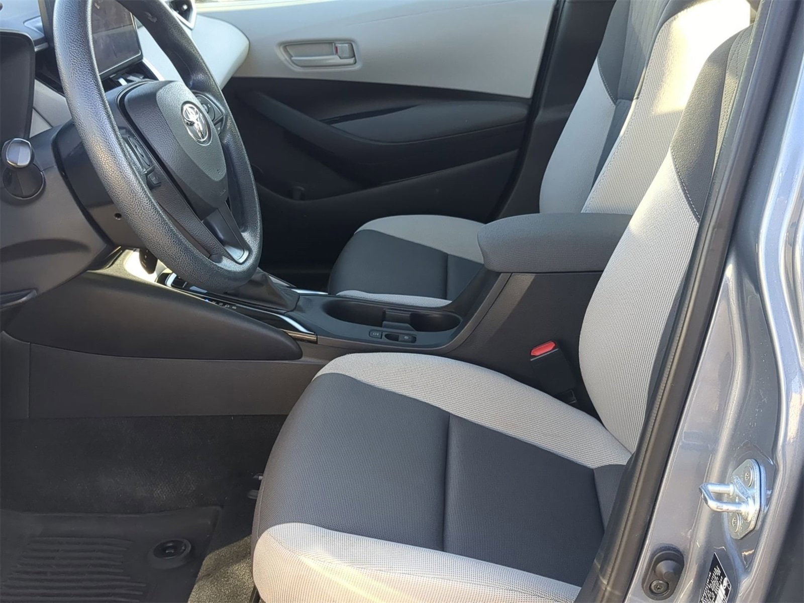 Thumbnail: 2023 Toyota Corolla - 24