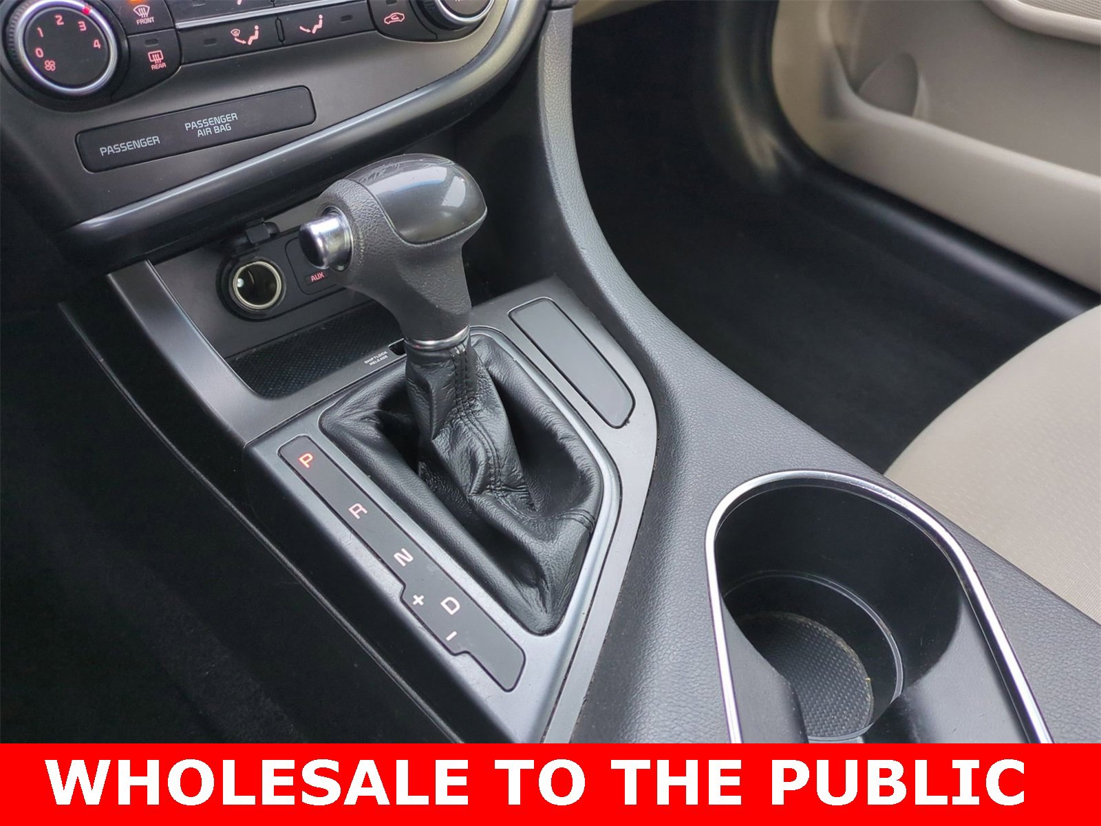 Thumbnail: 2015 Kia Optima - 31