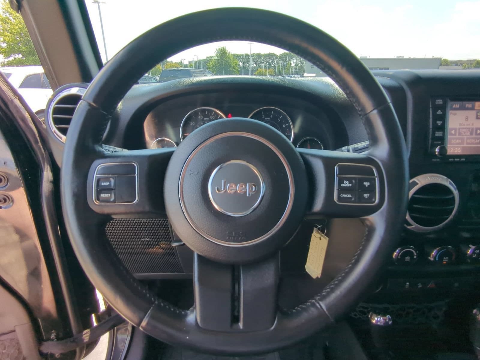 Thumbnail: 2014 Jeep Wrangler - 20