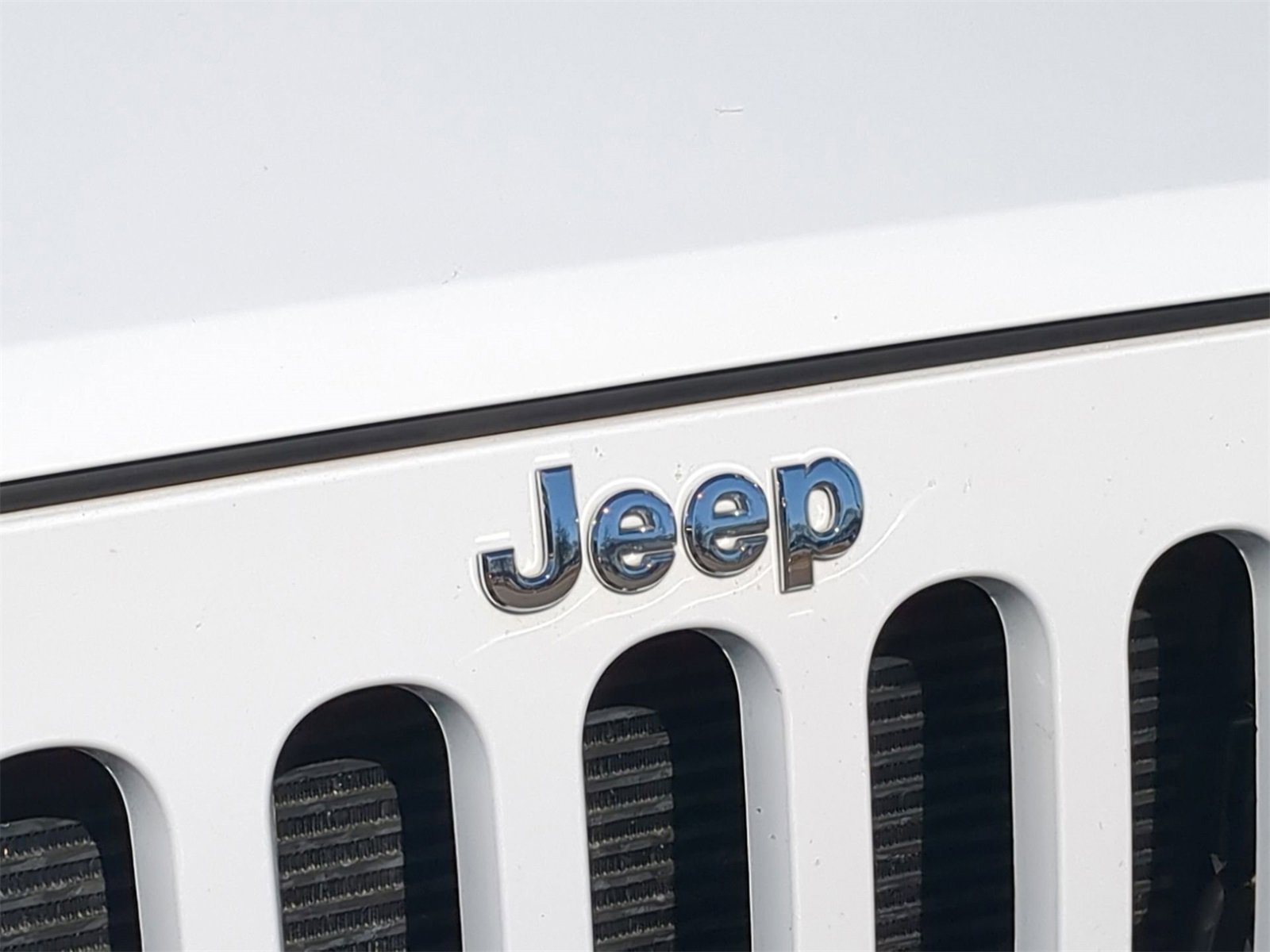 Thumbnail: 2015 Jeep Wrangler - 12