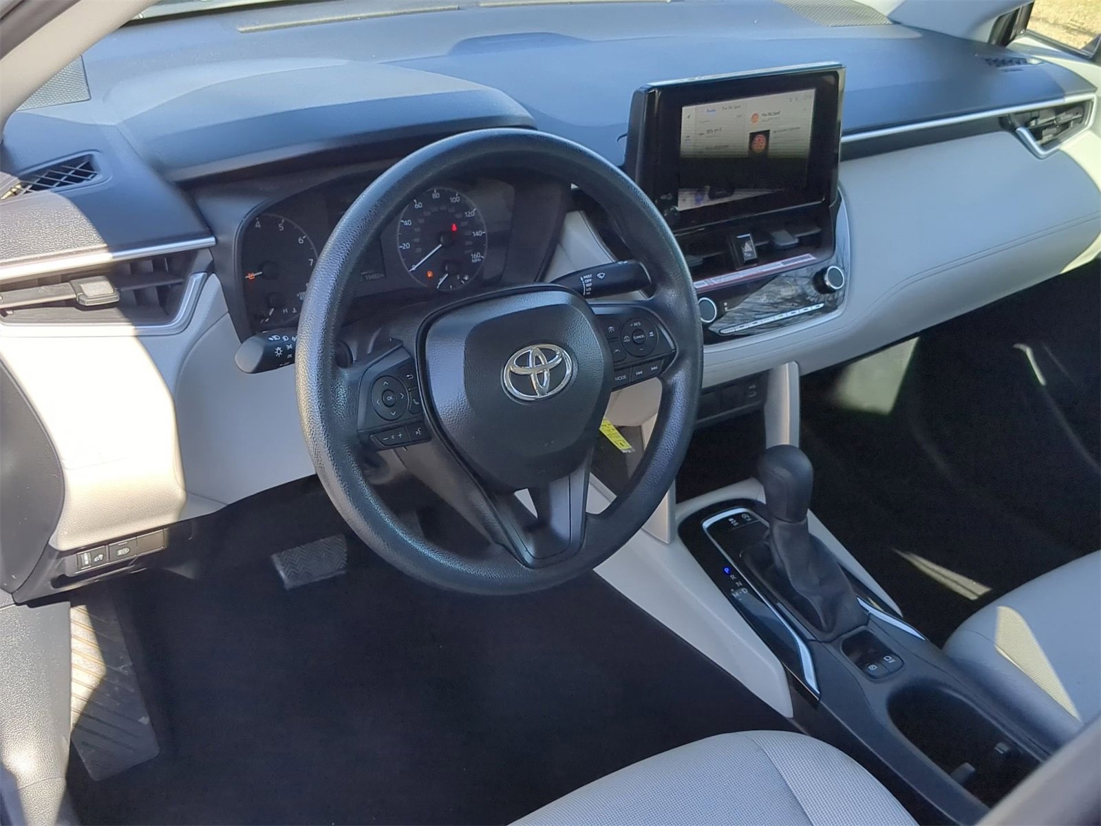 Thumbnail: 2025 Toyota Corolla Cross - 10