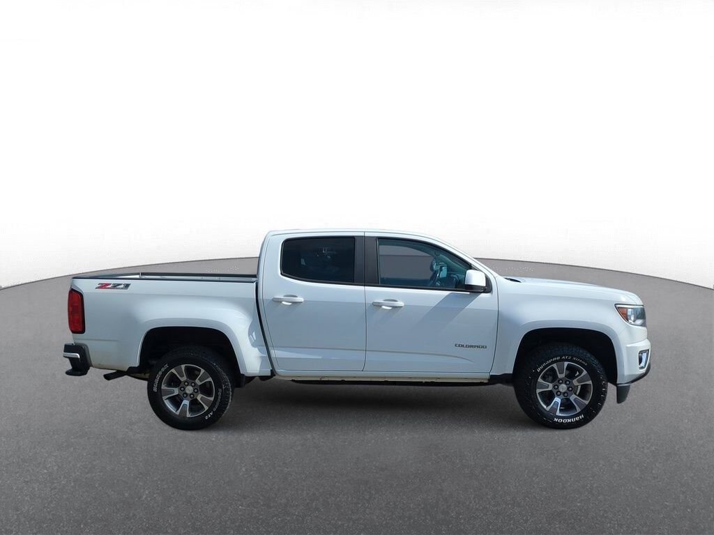 Thumbnail: 2018 Chevrolet Colorado - 9